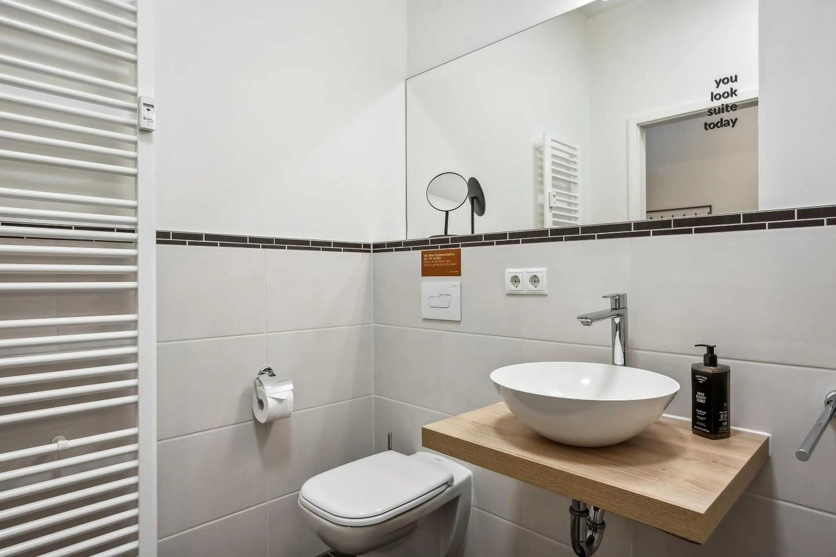 Bathroom in Limehome Leipzig Am Brühl