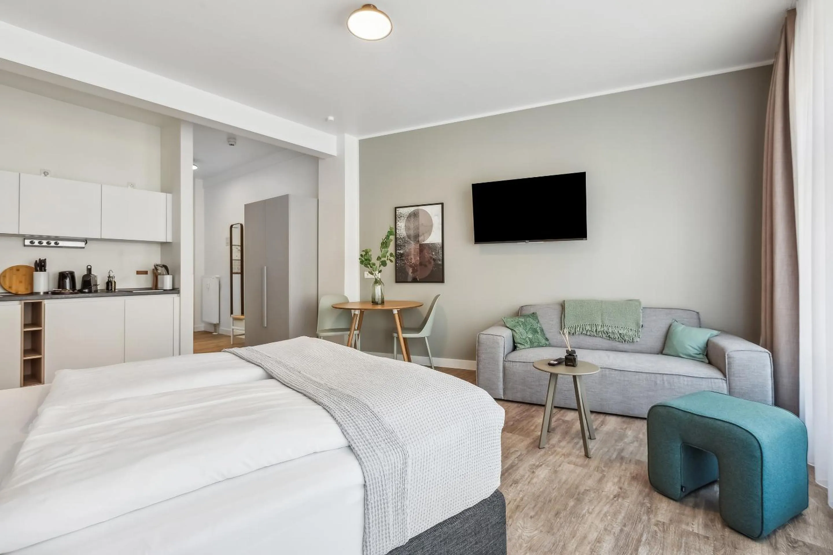 Bed in Limehome Leipzig Am Brühl