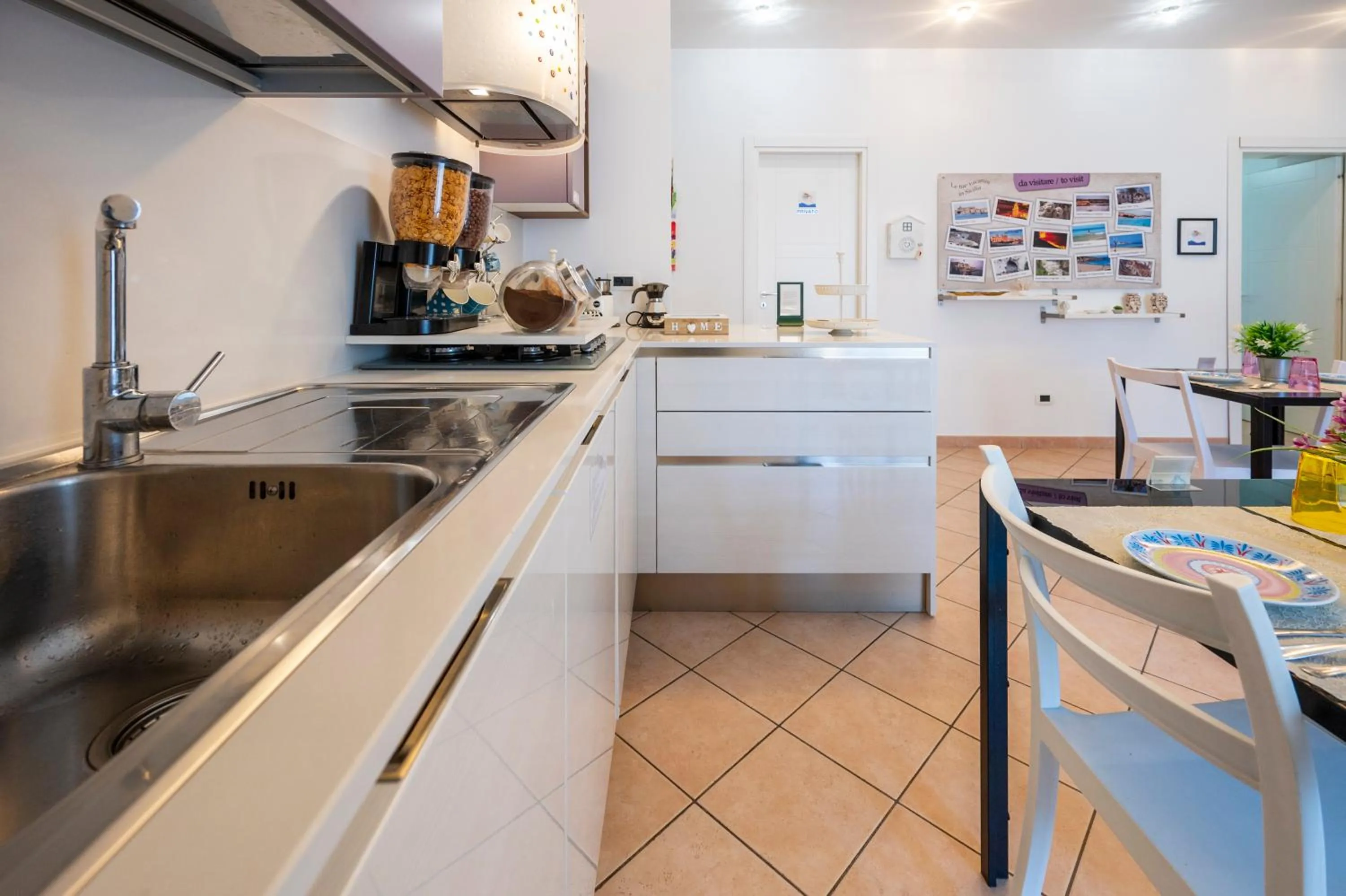 Kitchen or kitchenette in Melody Room