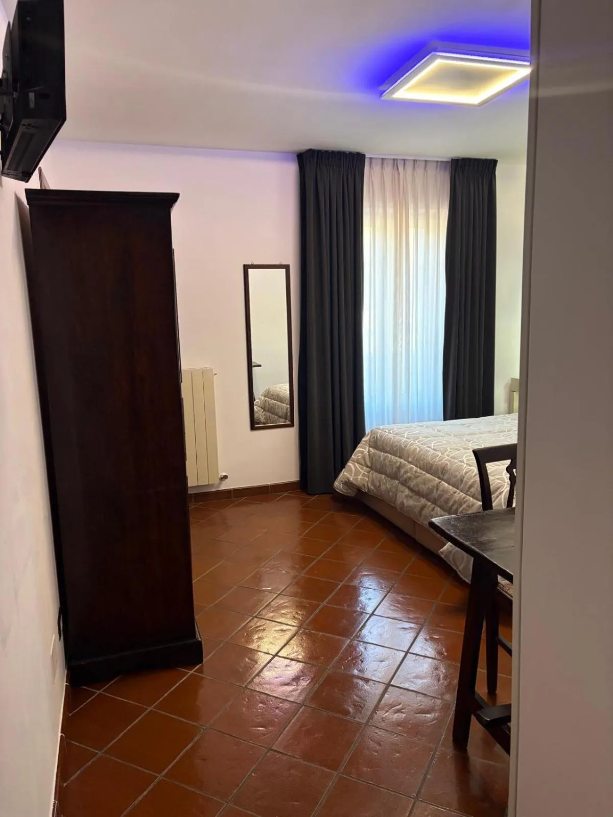 Bed in Hotel Bucaneve