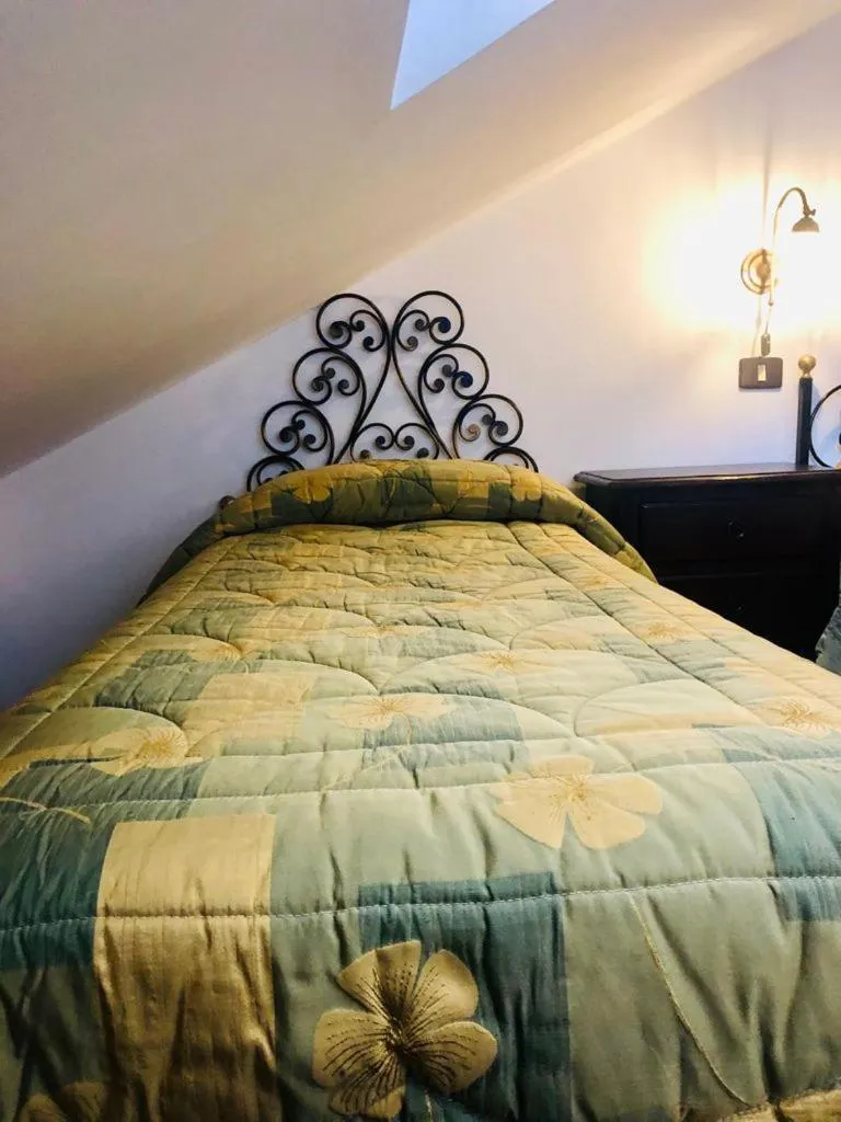 Bed in Hotel Bucaneve