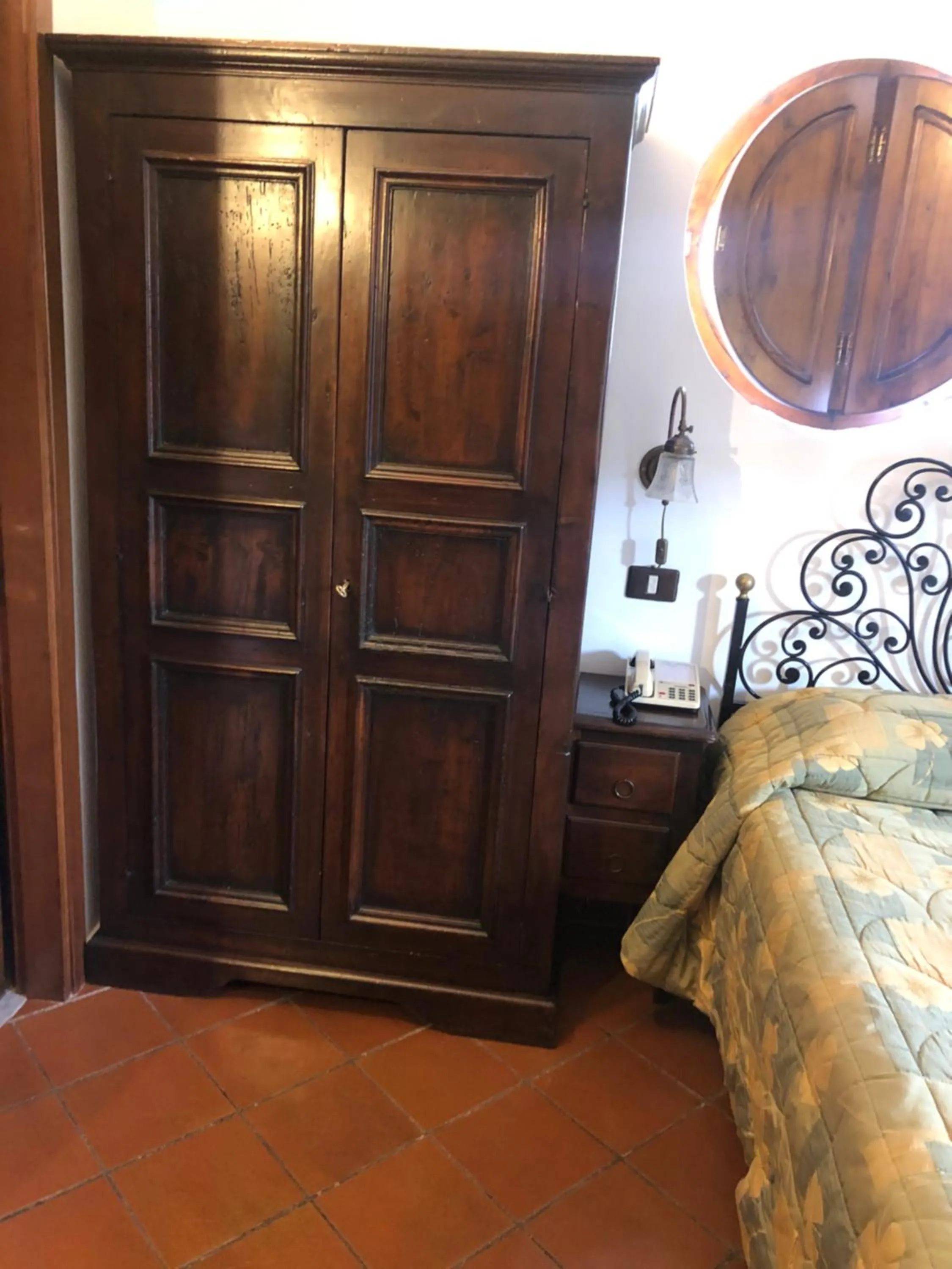 Bed in Hotel Bucaneve