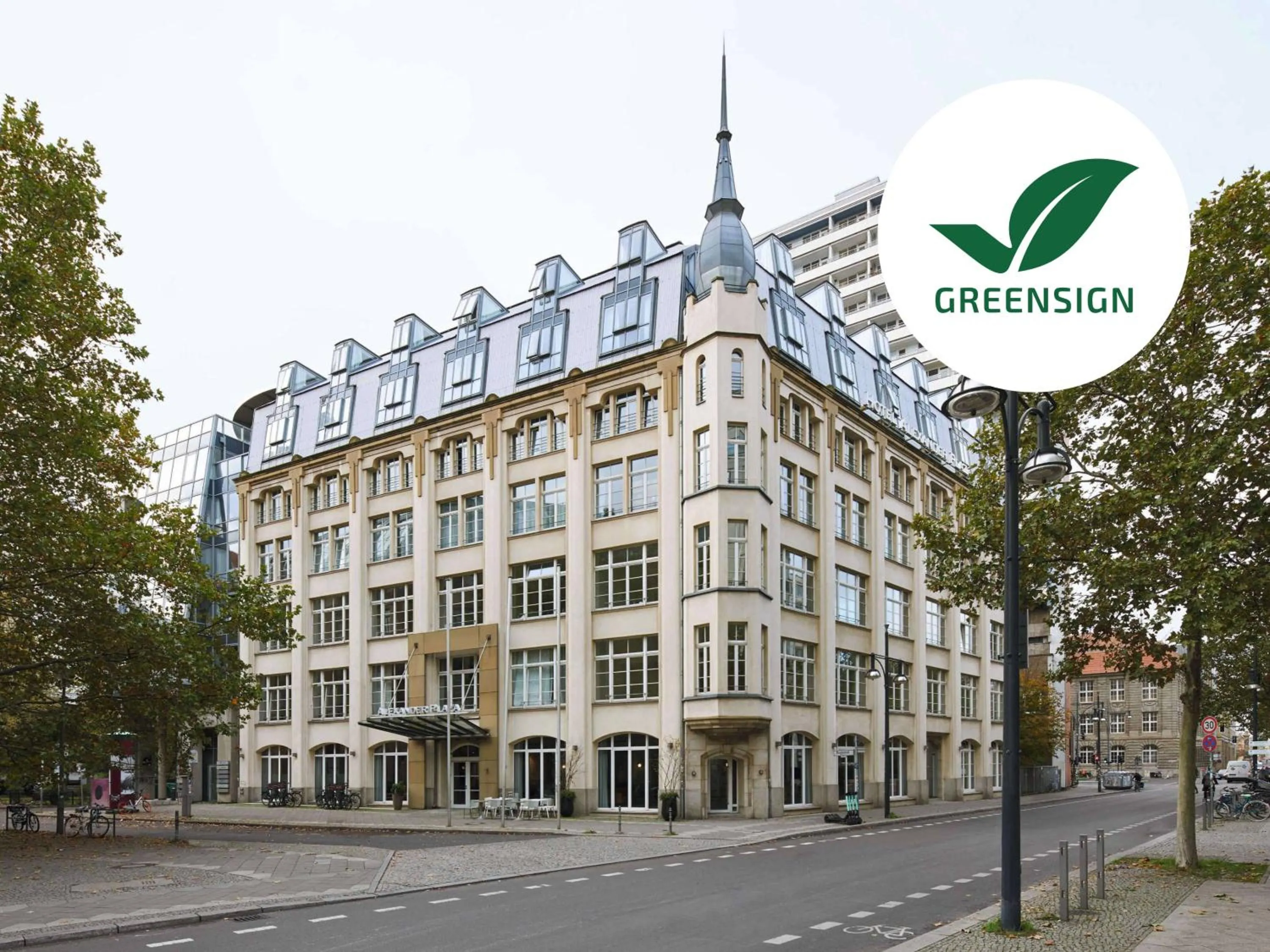 Property building in Classik Hotel Alexander Plaza