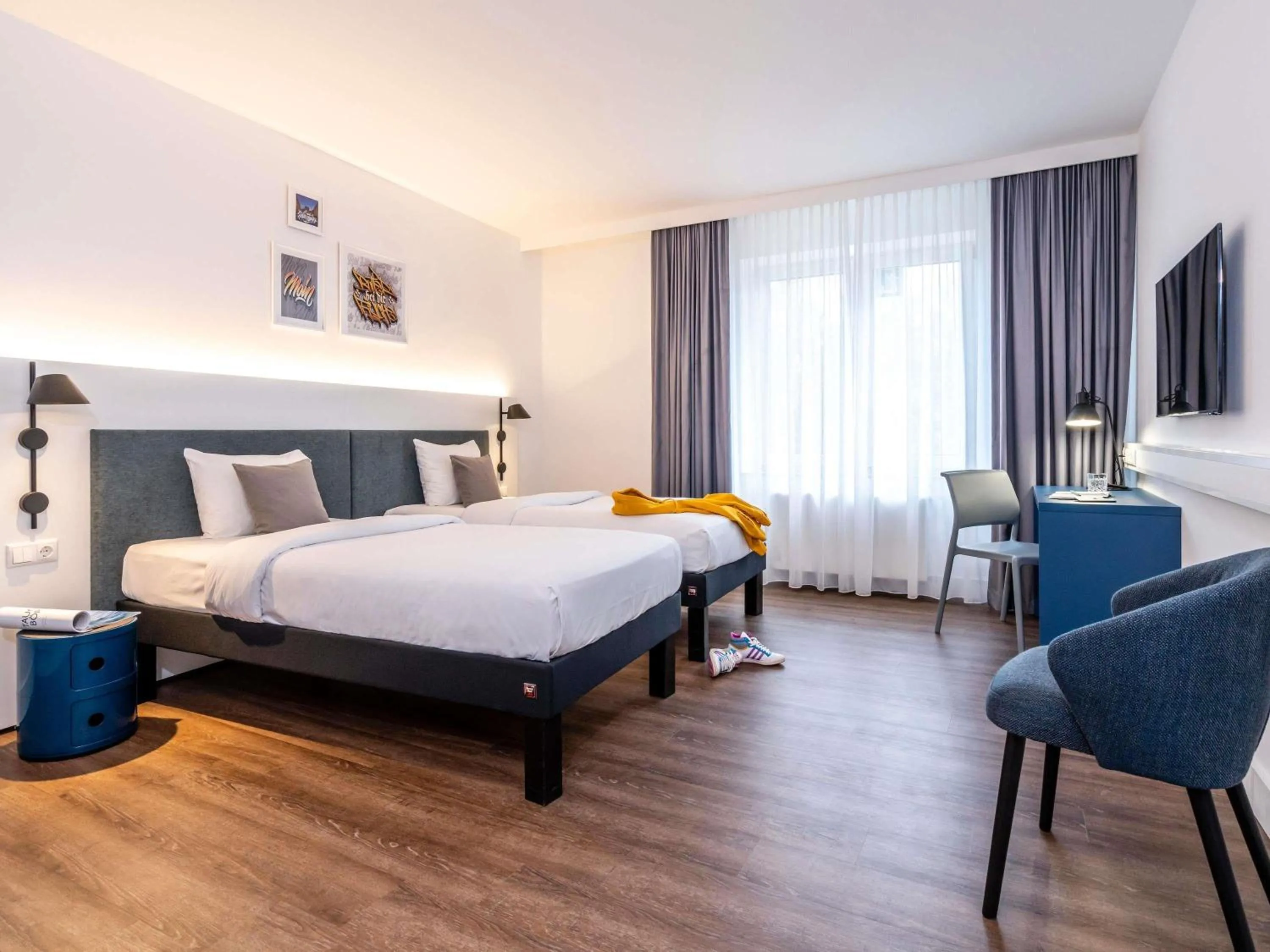 Bedroom, Bed in ibis Styles Hamburg Alster City