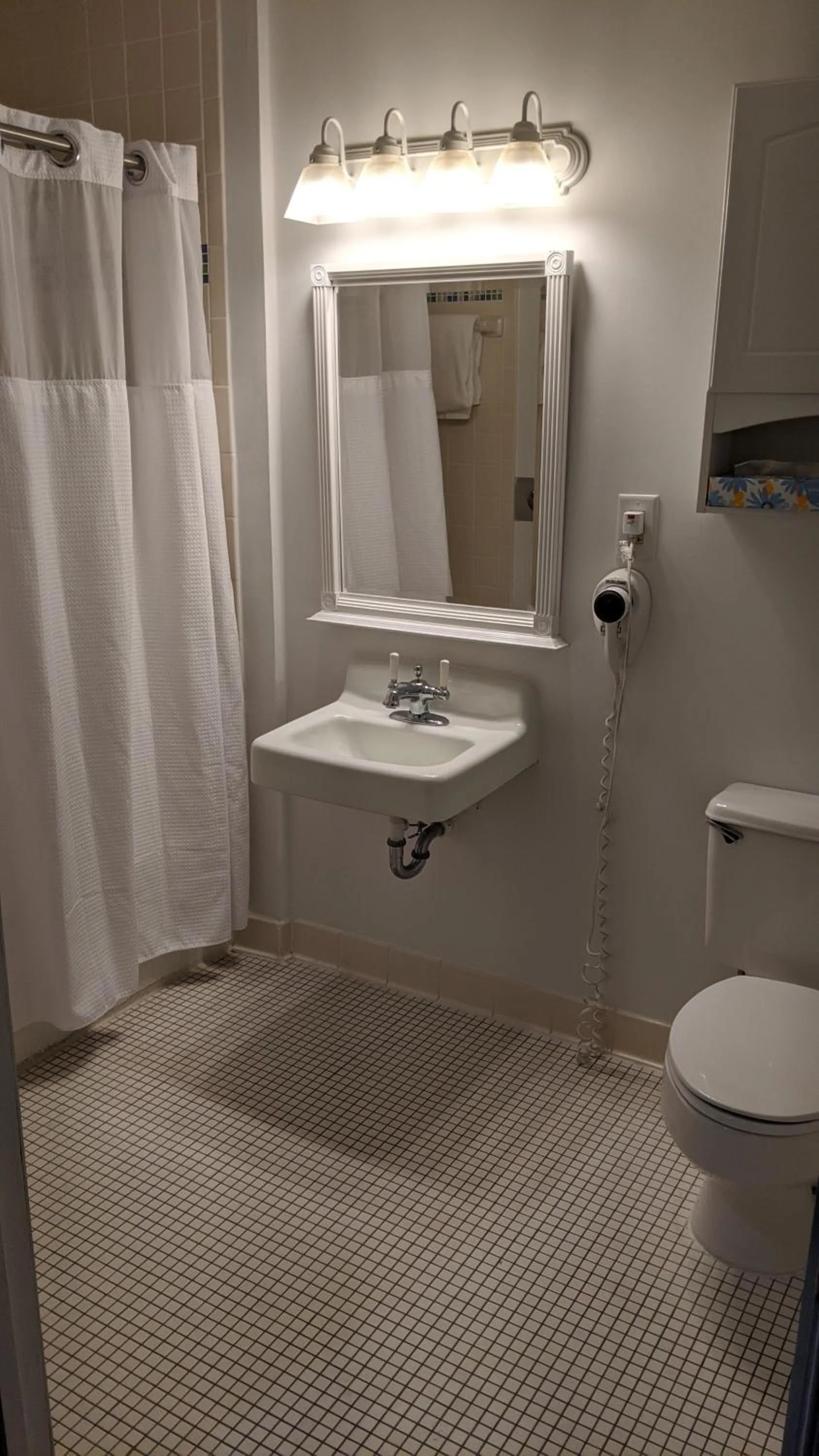 Bathroom in Inlet Inn NC