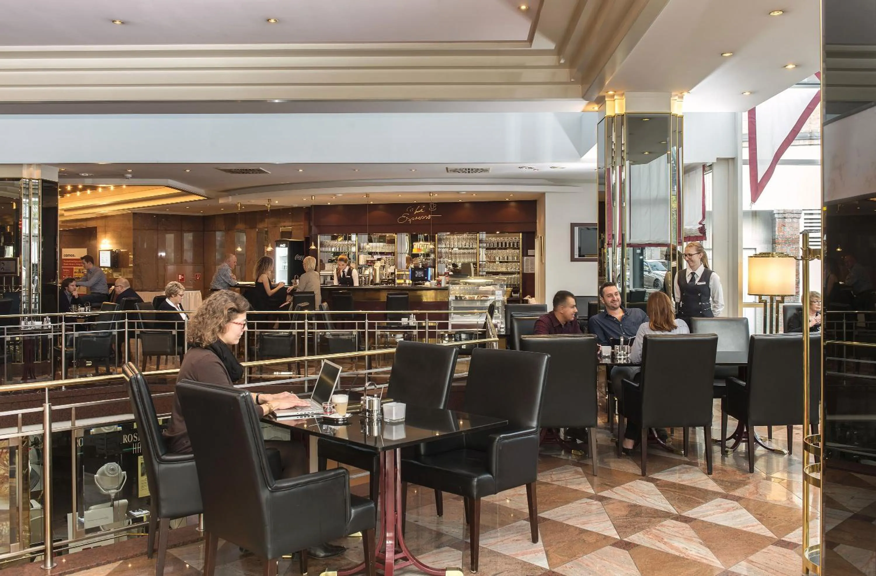 Restaurant/places to eat in Maritim Hotel Stuttgart