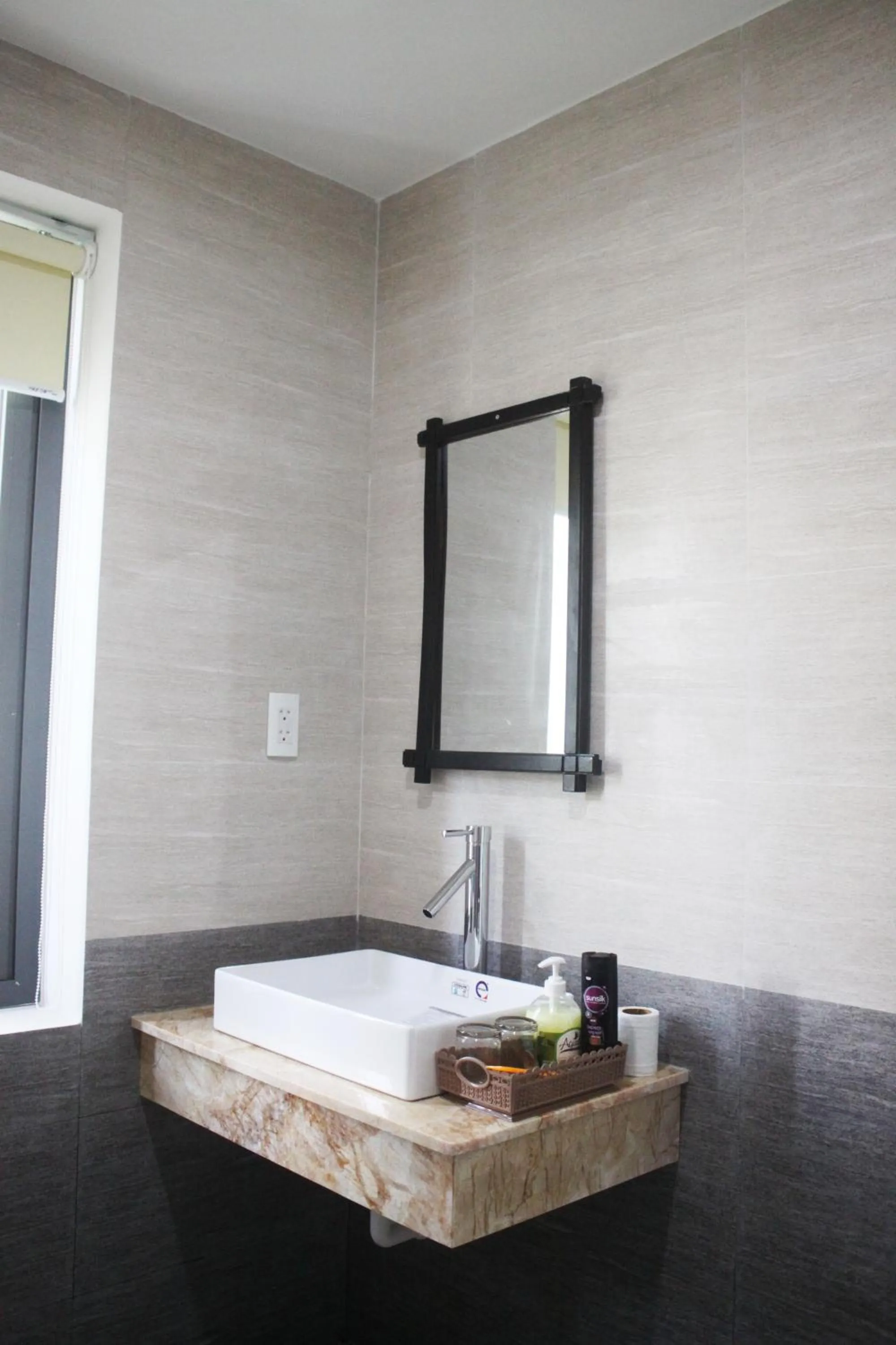 Shower in Thuong Da Riverside Homestay