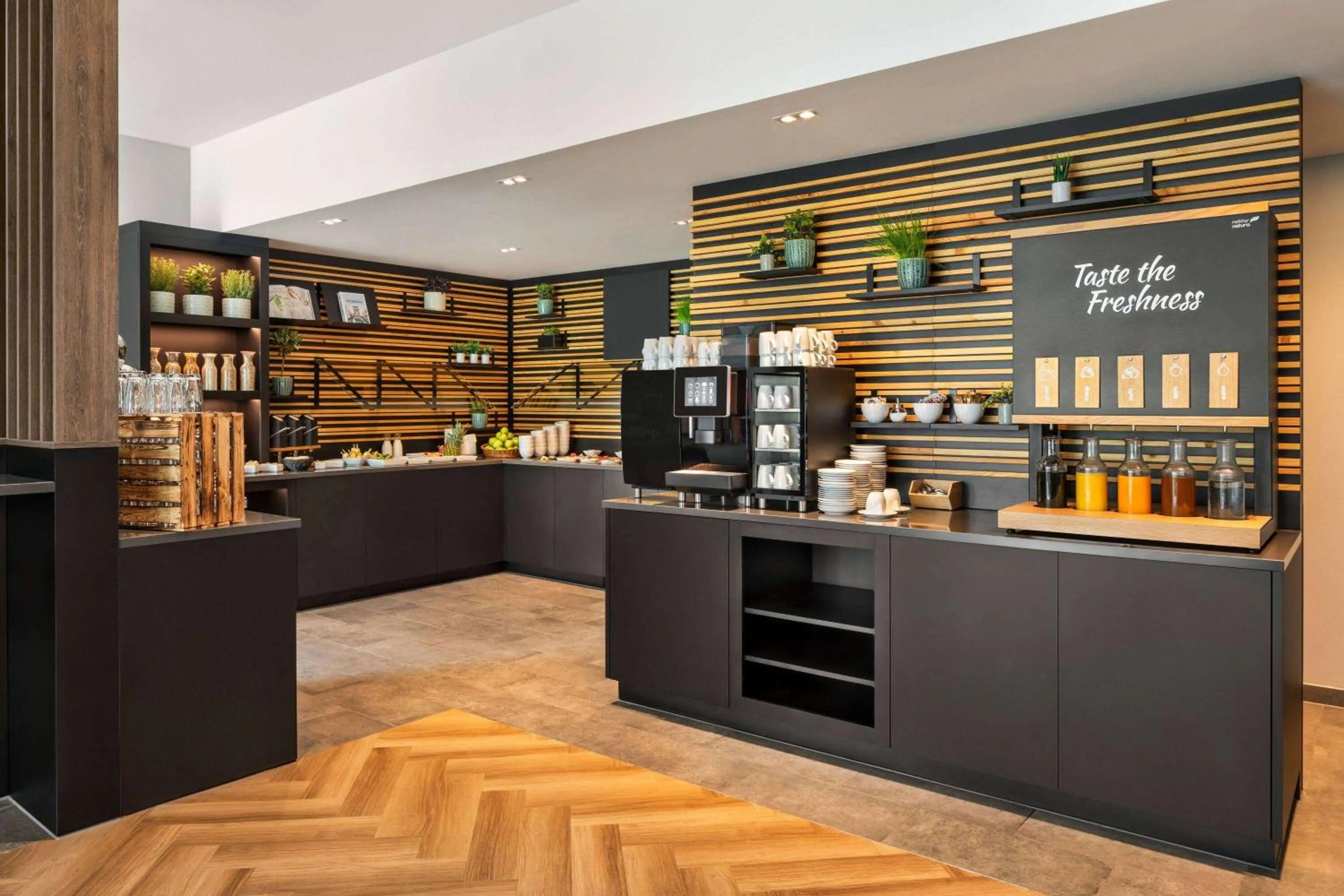 Breakfast in Vienna House Easy by Wyndham Frankfurt Airport