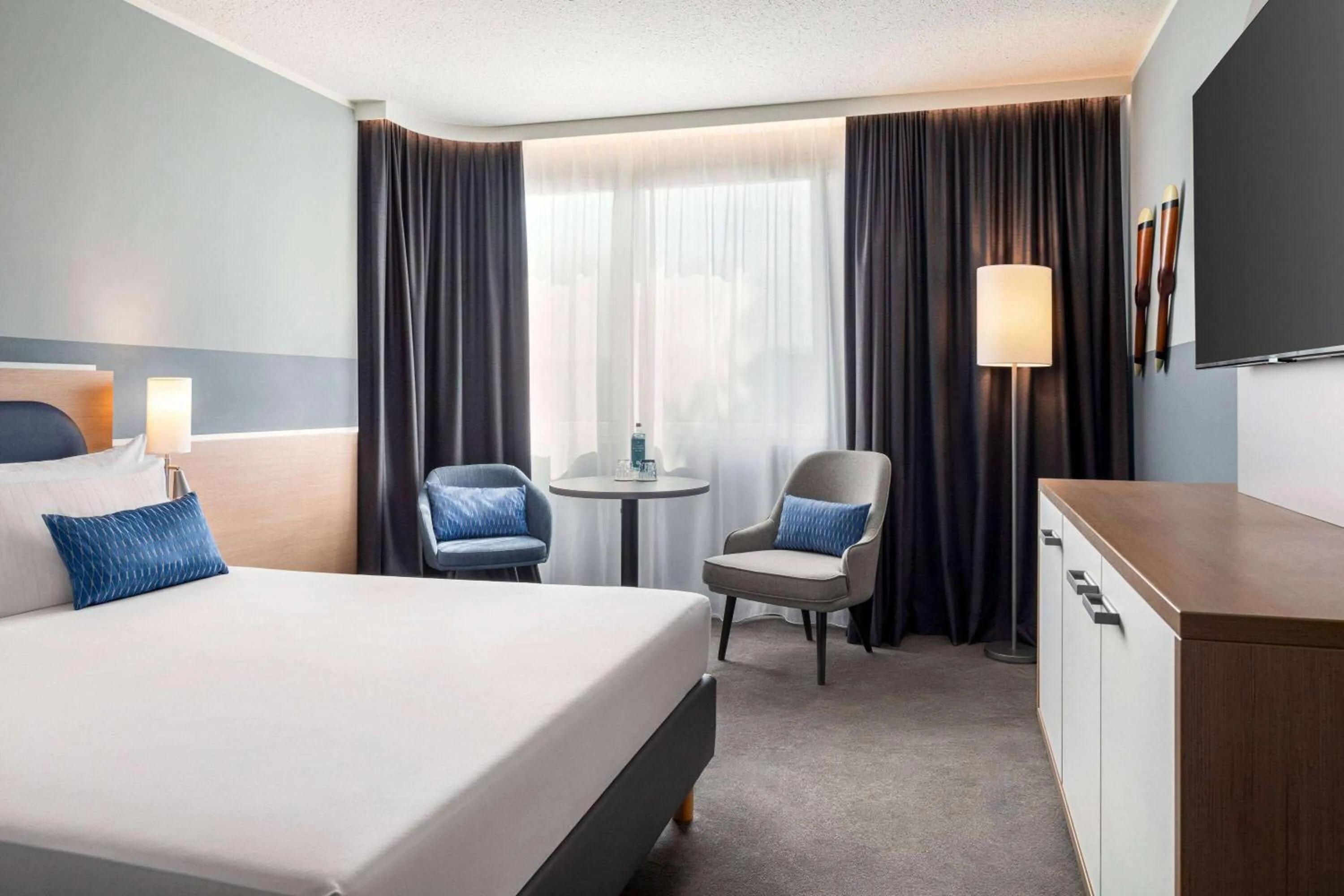 Photo of the whole room, Bed in Vienna House Easy by Wyndham Frankfurt Airport