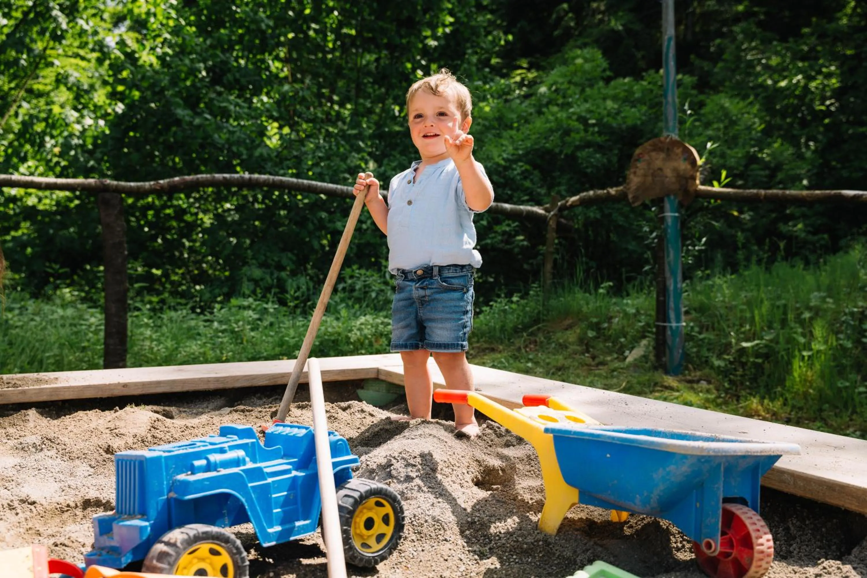 Children play ground in MONDI Resort und Chalet Oberstaufen