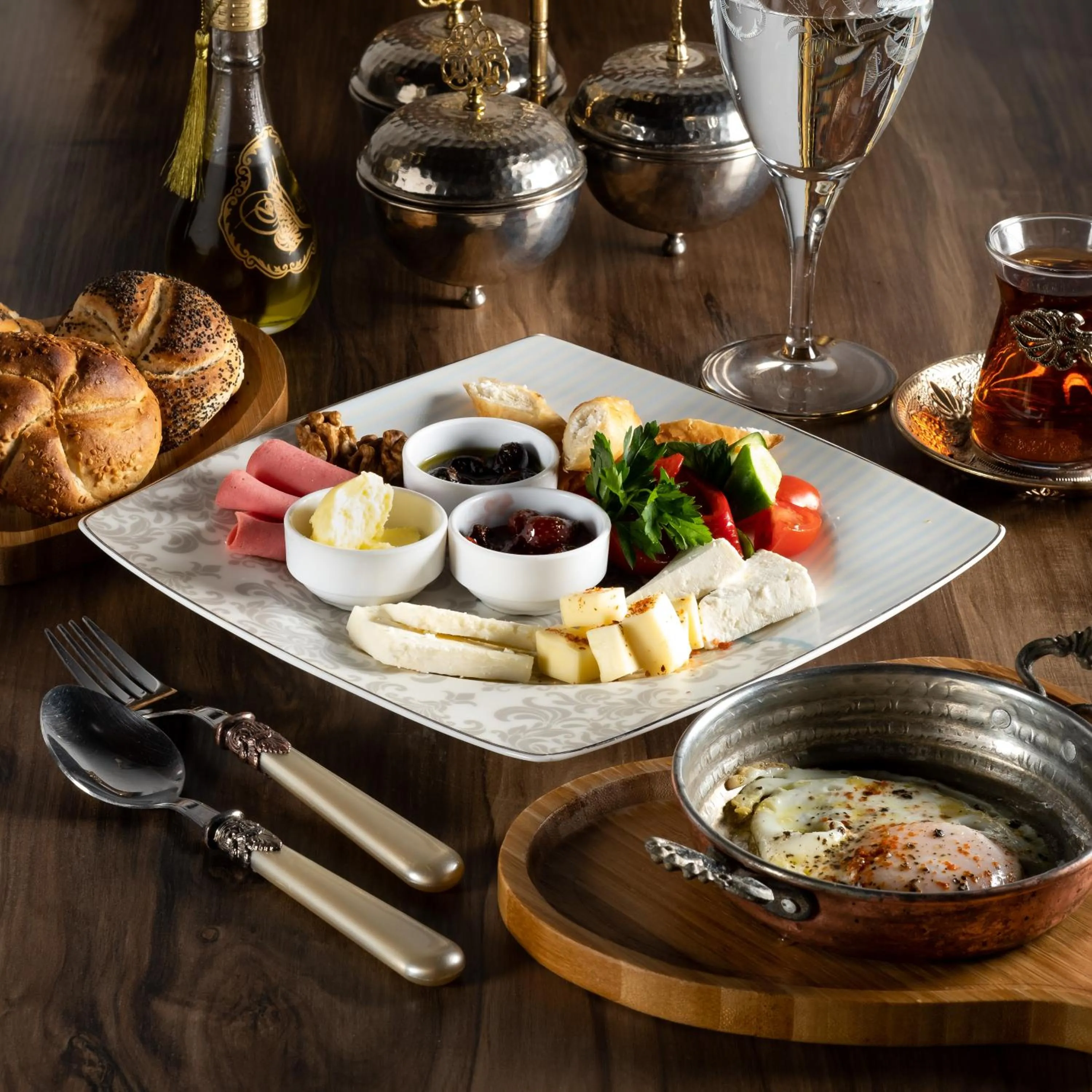 Restaurant/places to eat in Fatma Sultan Oldtown Konak & Restaurant