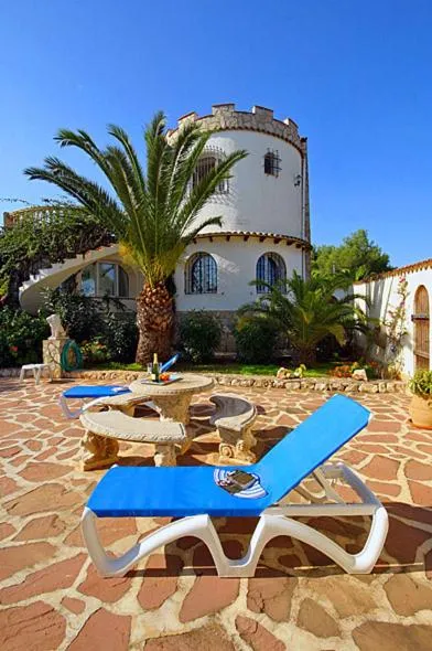 Casa Resa by Aguilarent