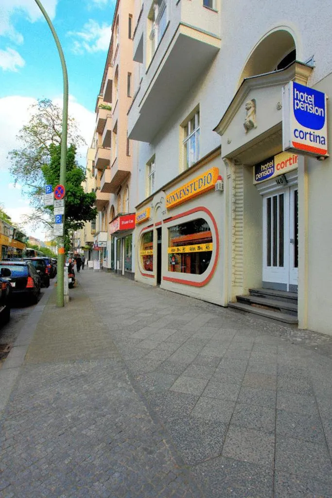 Facade/entrance in Hotel-Pension Cortina