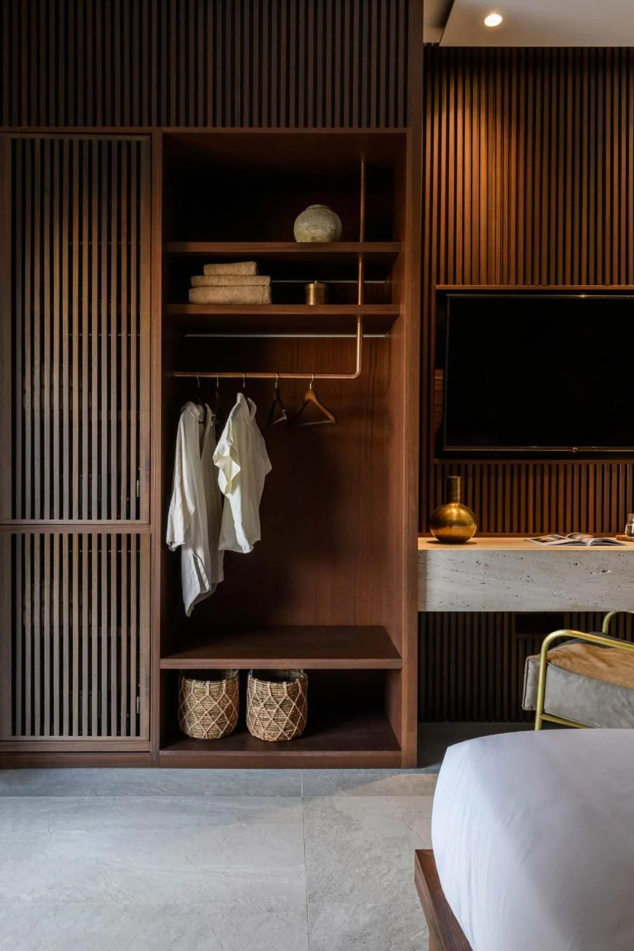 wardrobe, Bed in Charisma Hotel and Wellness Club
