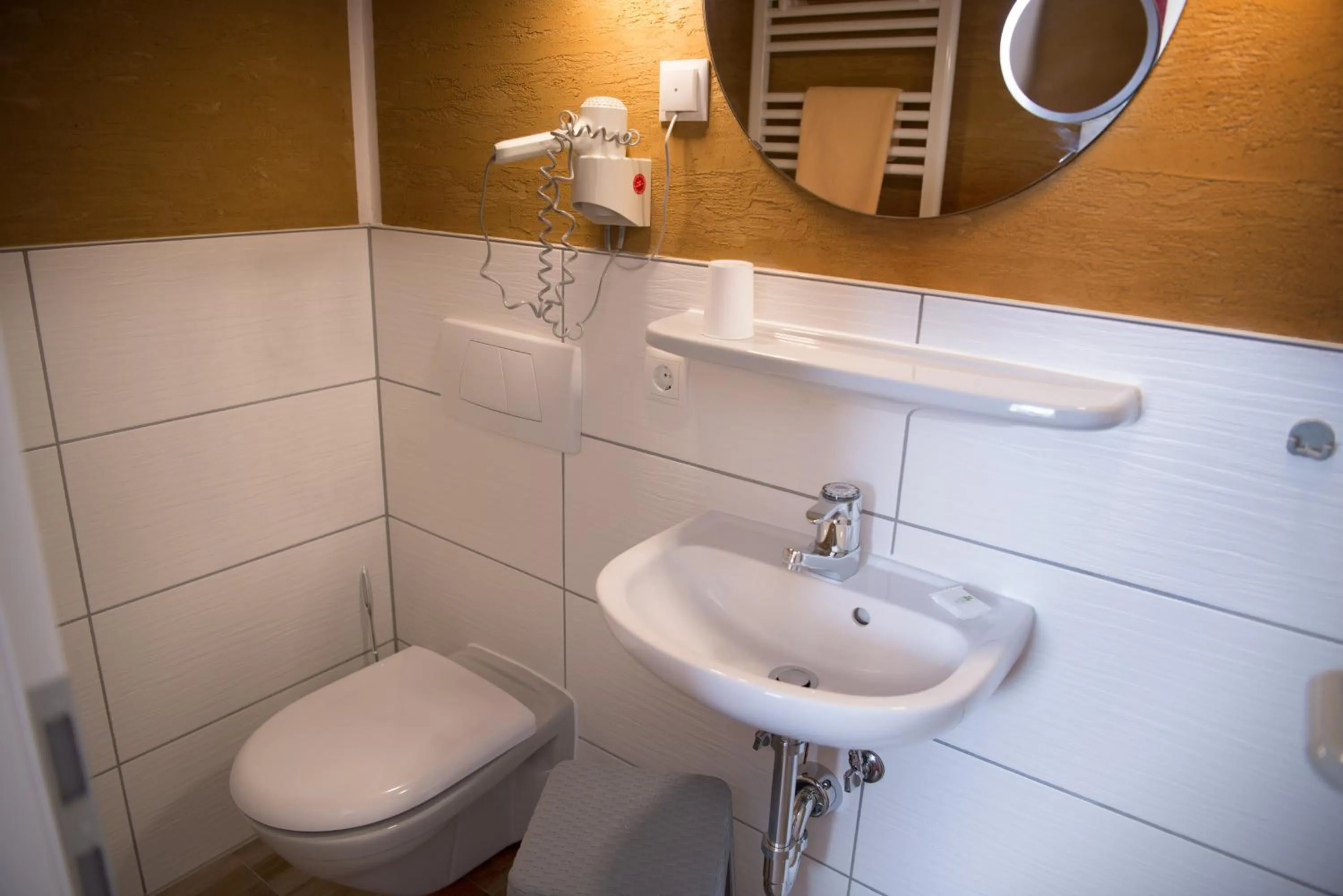 Bathroom in Flair-Waldhotel Mellestollen