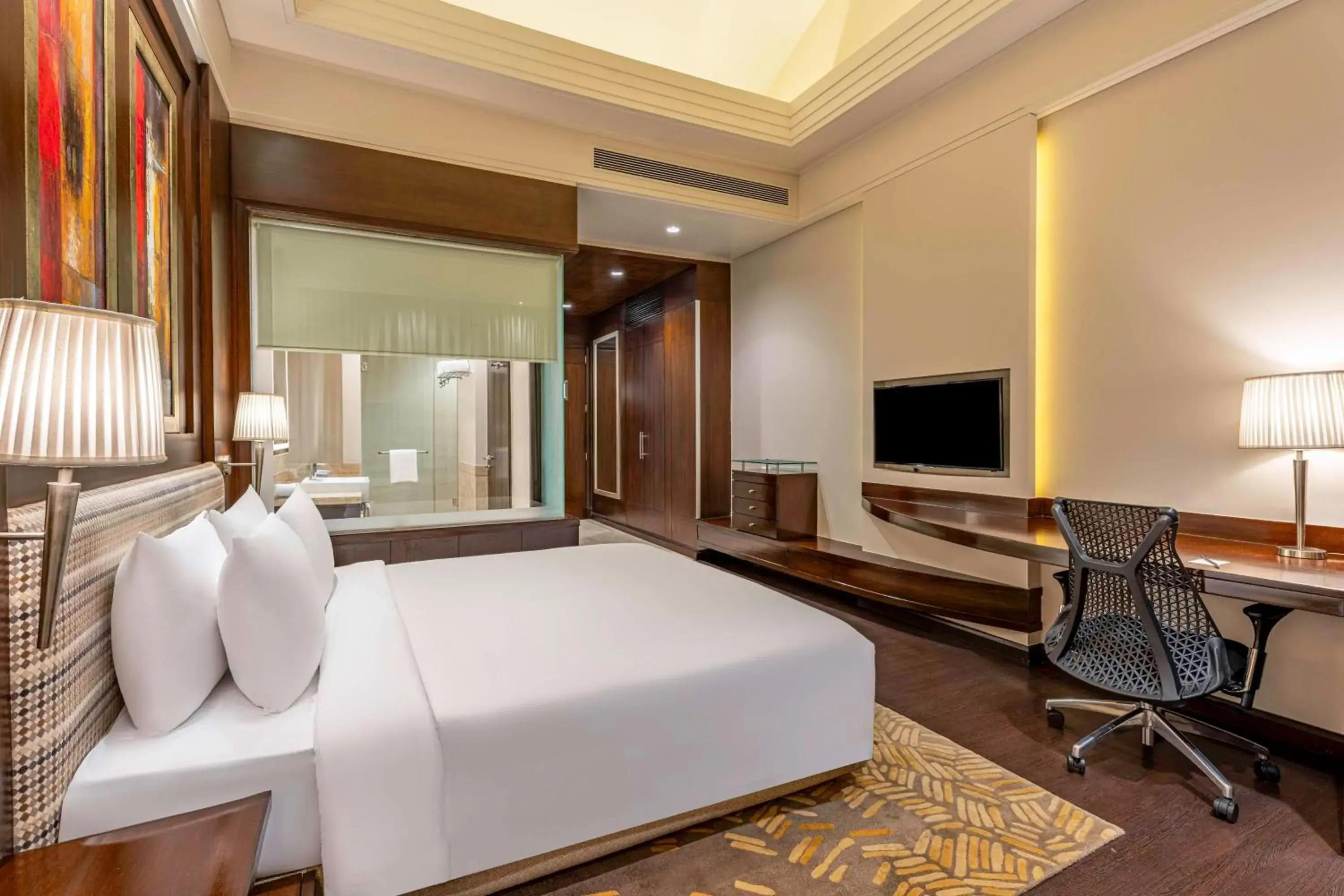 Business Room with Two Way Airport Transfers and 15% discount on Food and Soft beverage in Radisson Noida Business Room with Two Way Airport Transfers and 15% discount on Food and Soft beverage in Radisson Noida