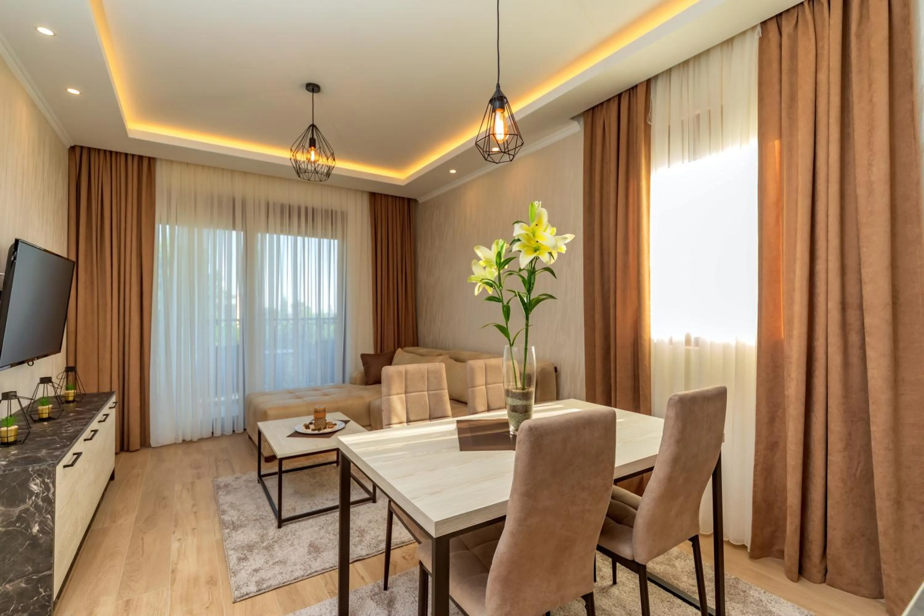 Living room in Luxury Apartments Queen