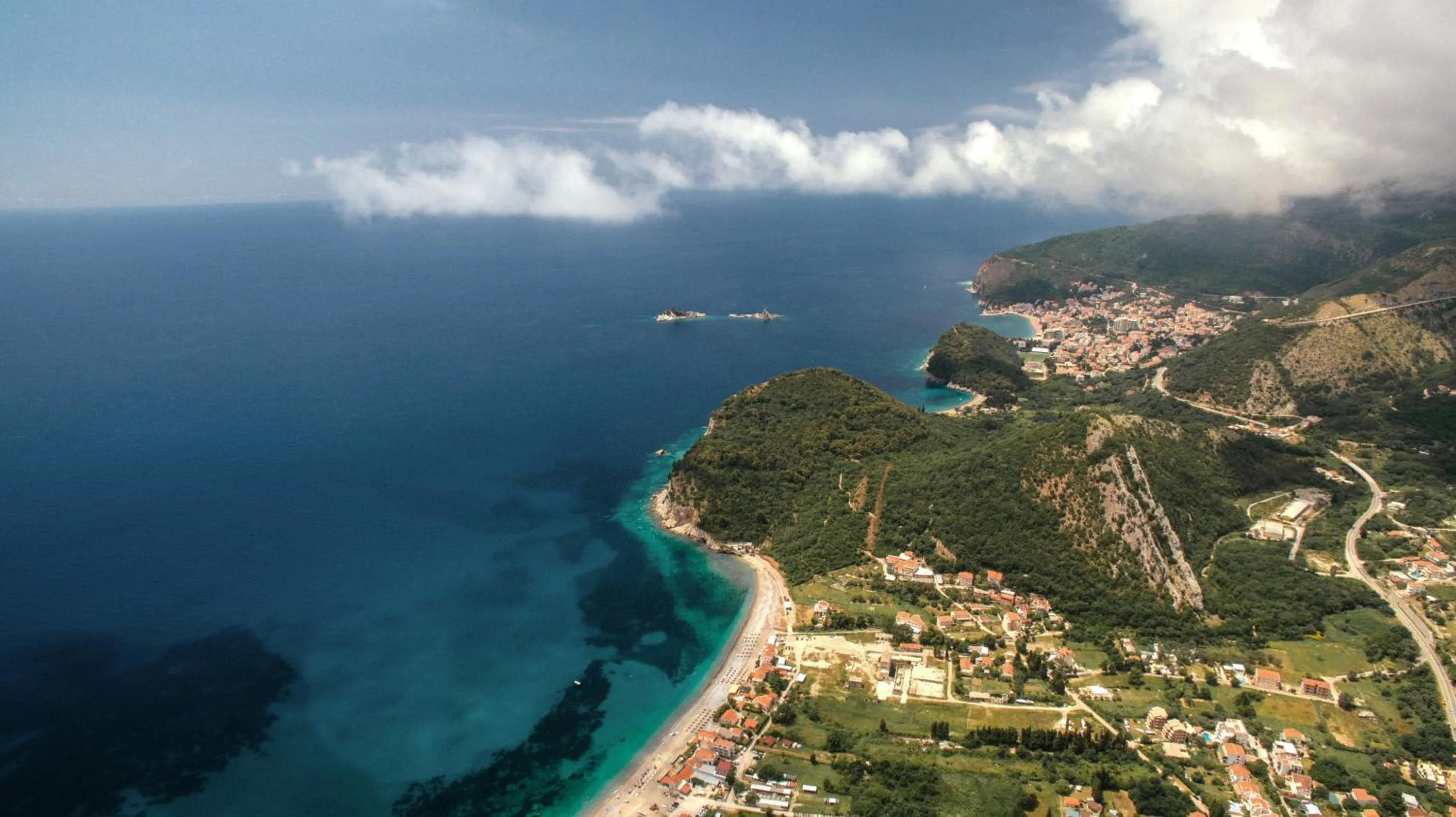 Beach in Luxury Apartments Queen