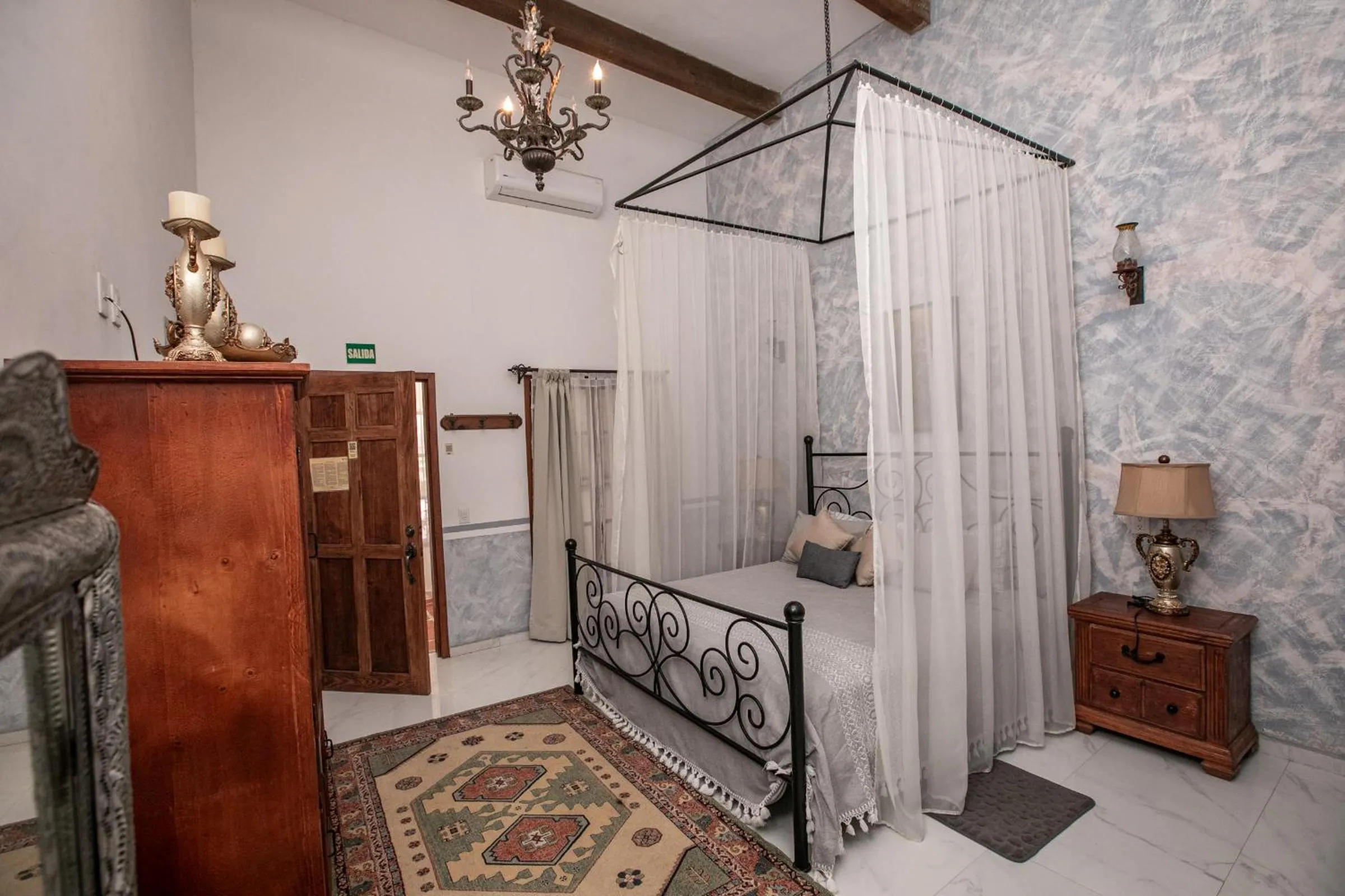 Decorative detail, Bed in Hotel Hacienda San Isidro