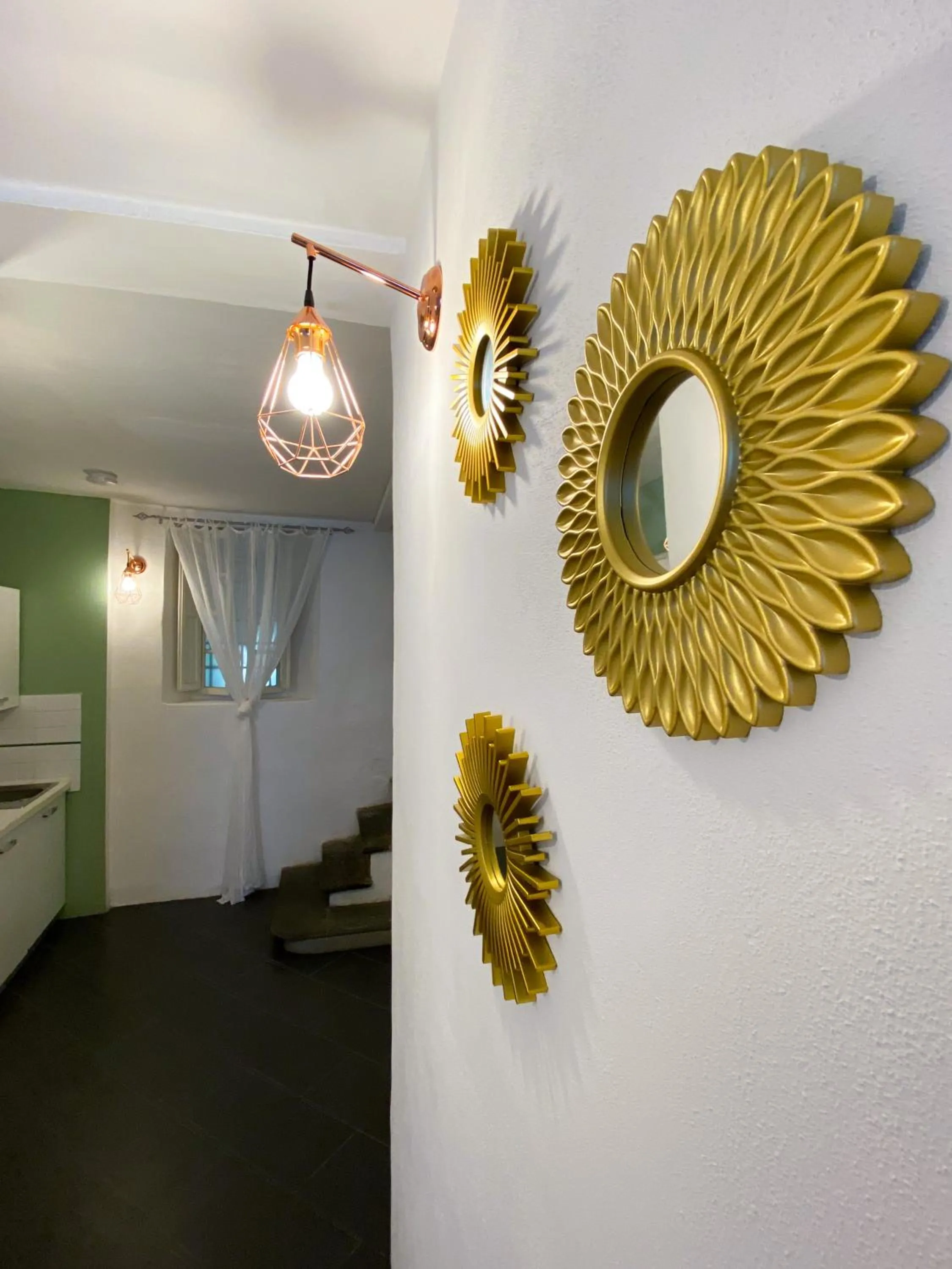 Kitchen or kitchenette in OROROSA Lucca City Center Apartment