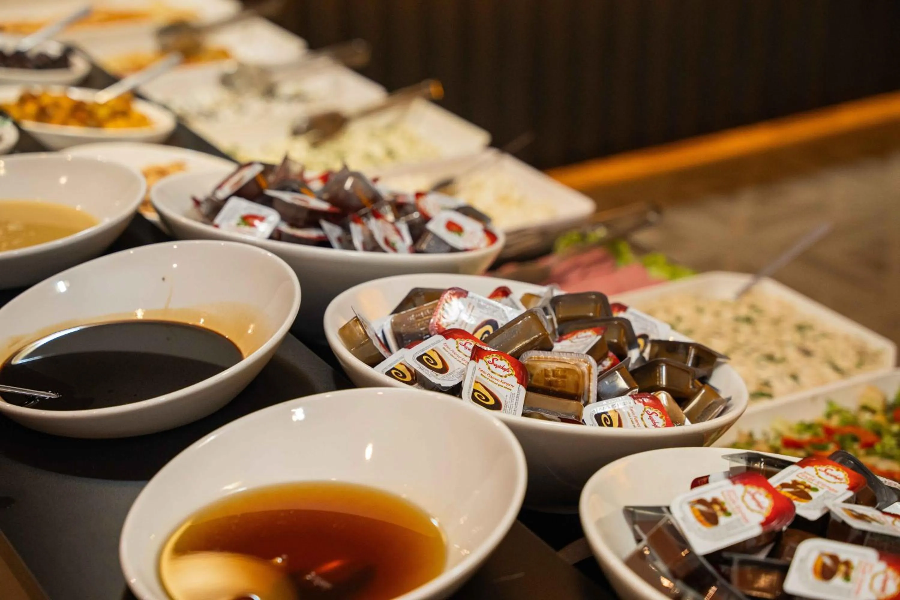 Buffet breakfast in Boris Hotel Beylikdüzü