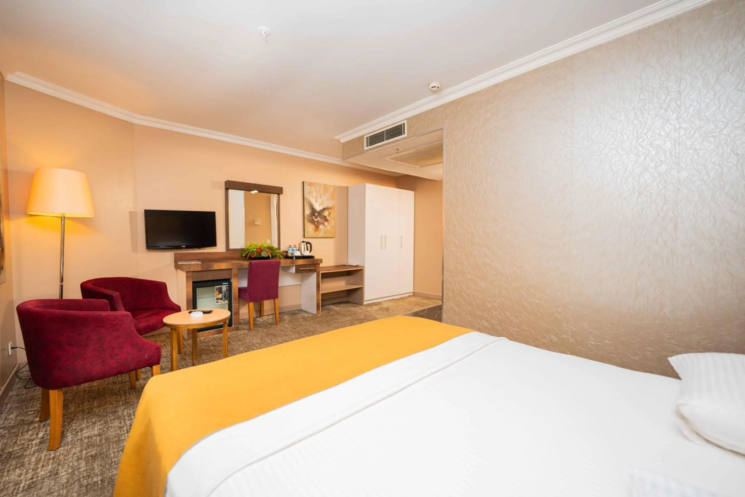 Photo of the whole room, Bed in Boris Hotel Beylikdüzü