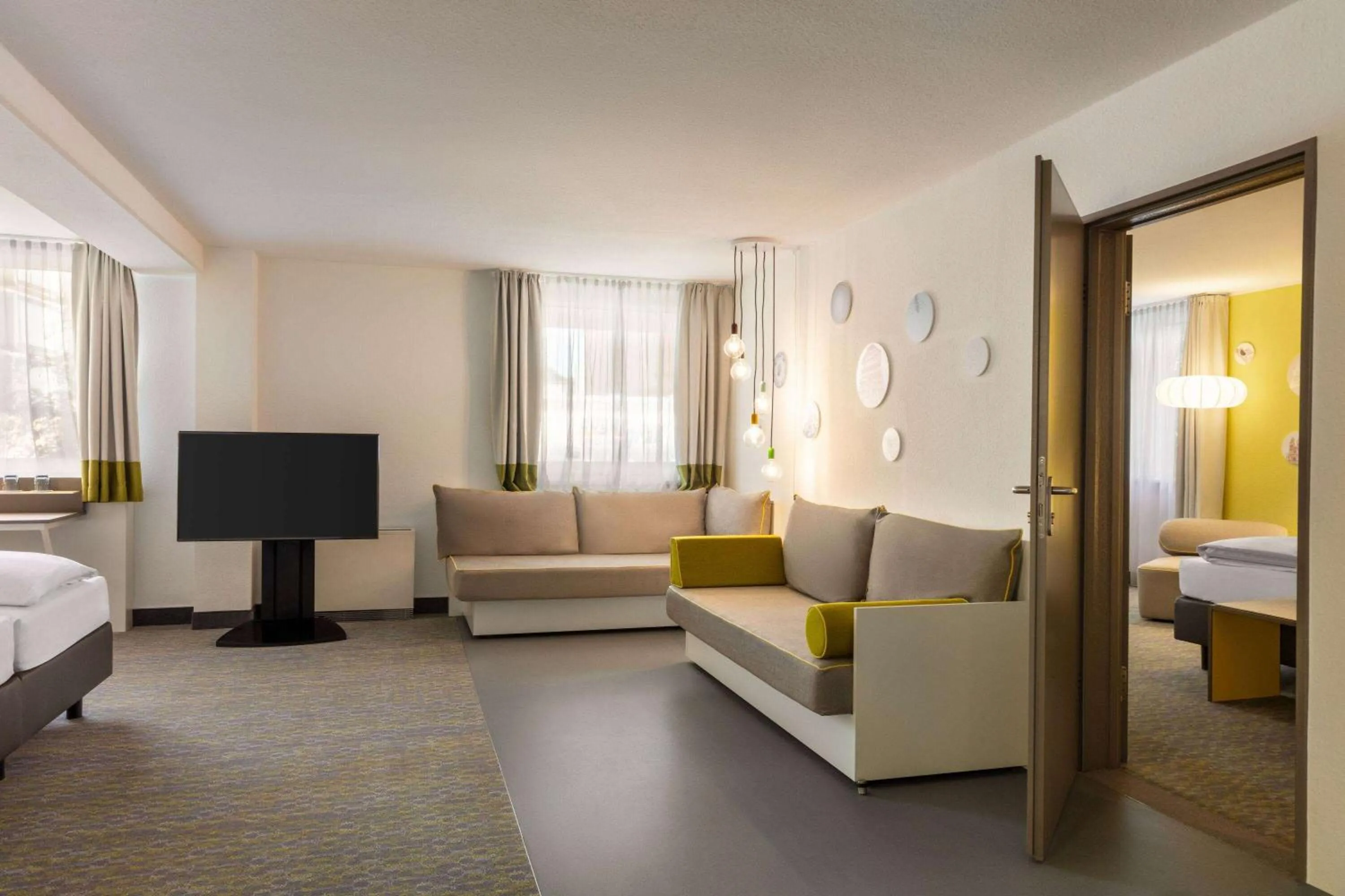 Photo of the whole room, Bed in Vienna House Easy by Wyndham Limburg