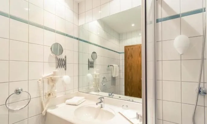 Bathroom in Hotel Schloss Neustadt-Glewe