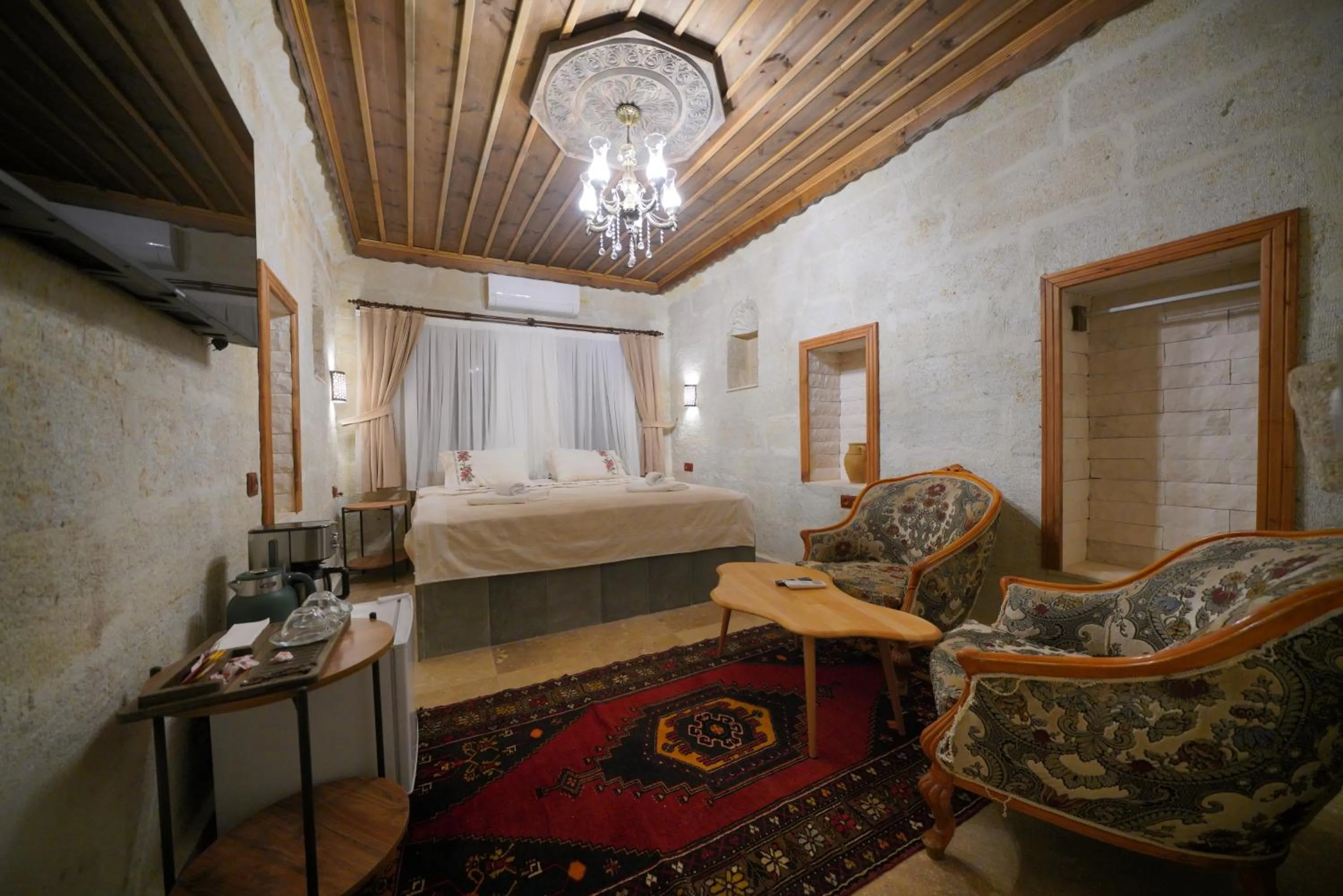 Bed in View Cave Hotel