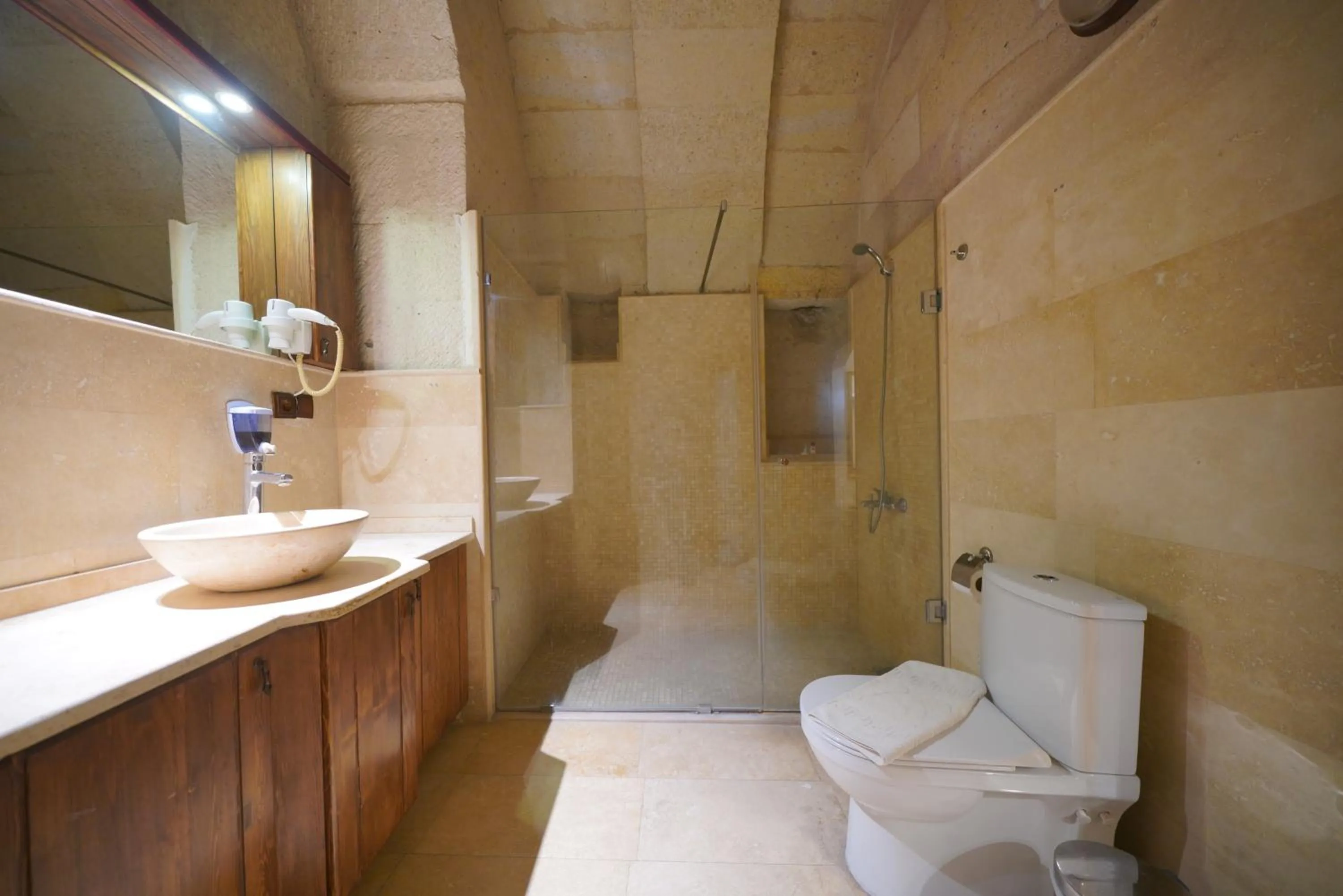 Shower in View Cave Hotel