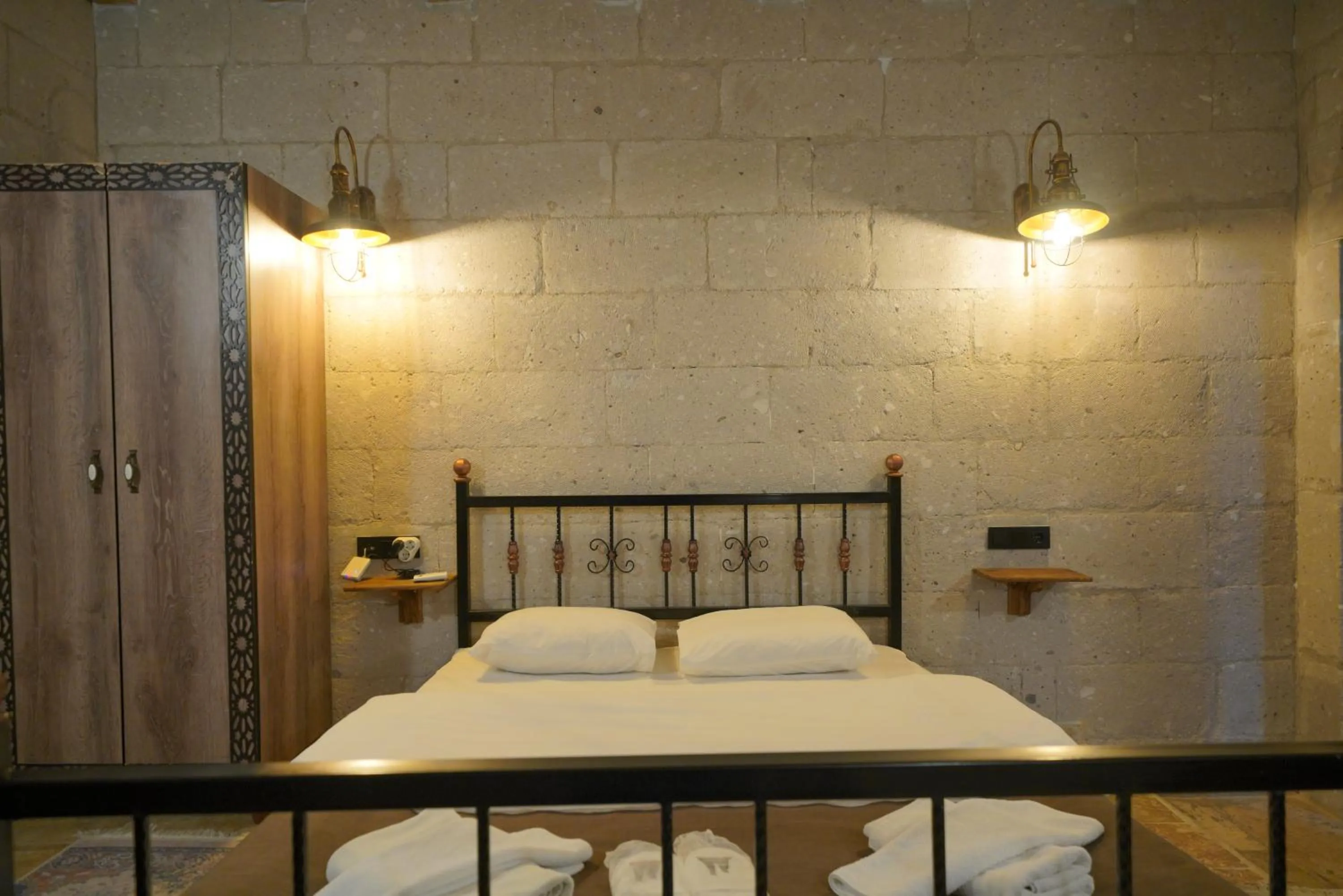 Bed in View Cave Hotel