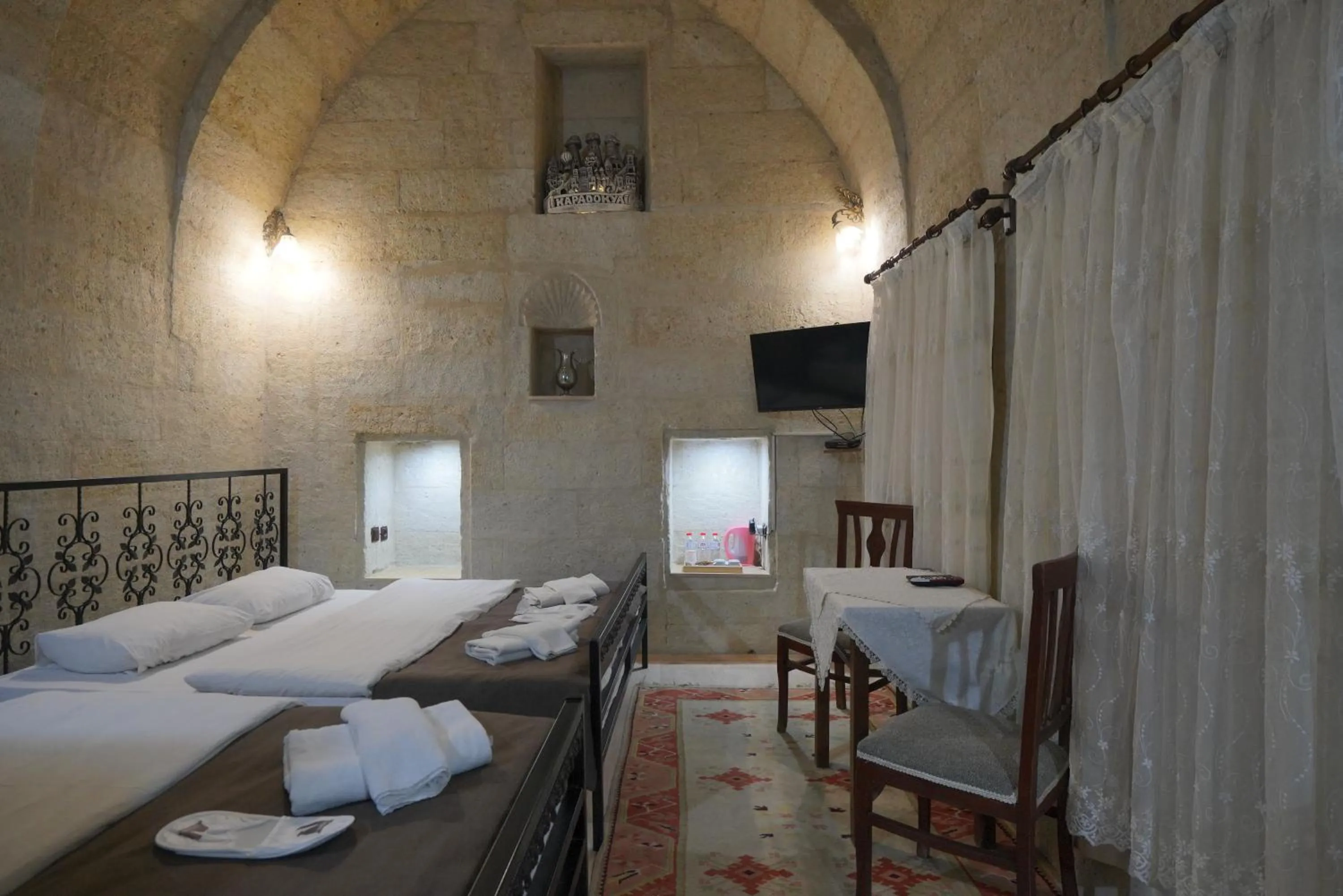 Bed in View Cave Hotel