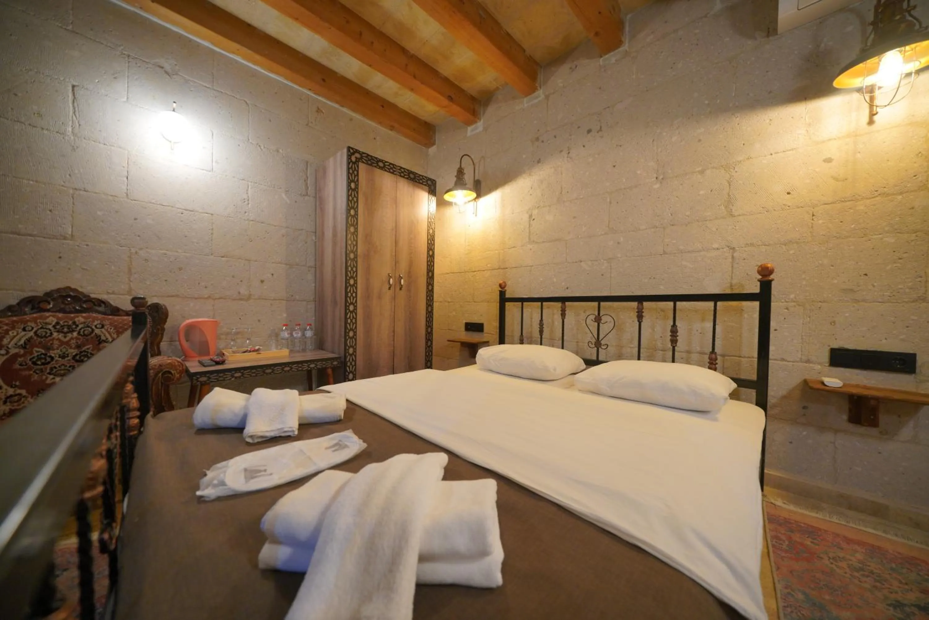 Bed in View Cave Hotel