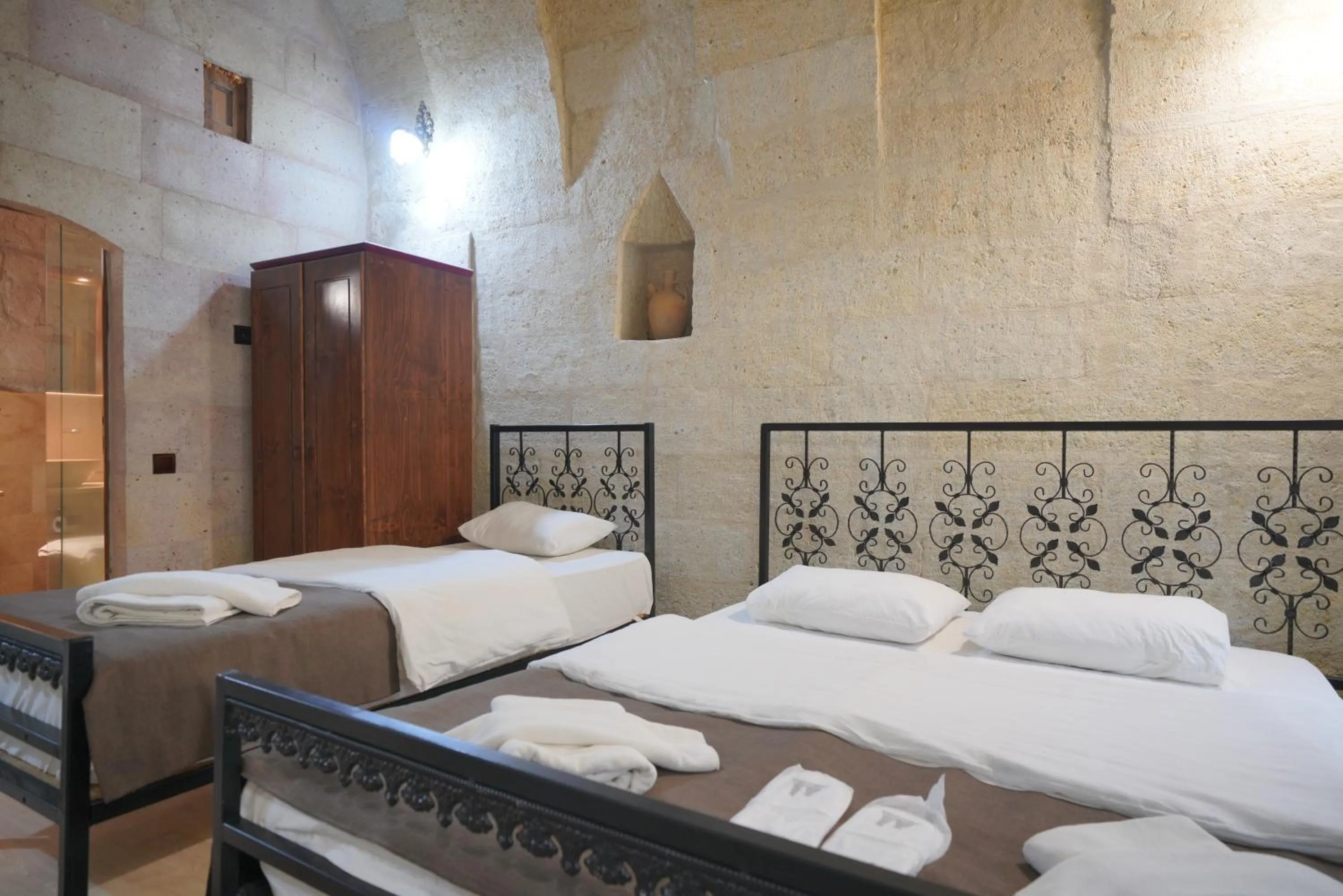 Bed in View Cave Hotel