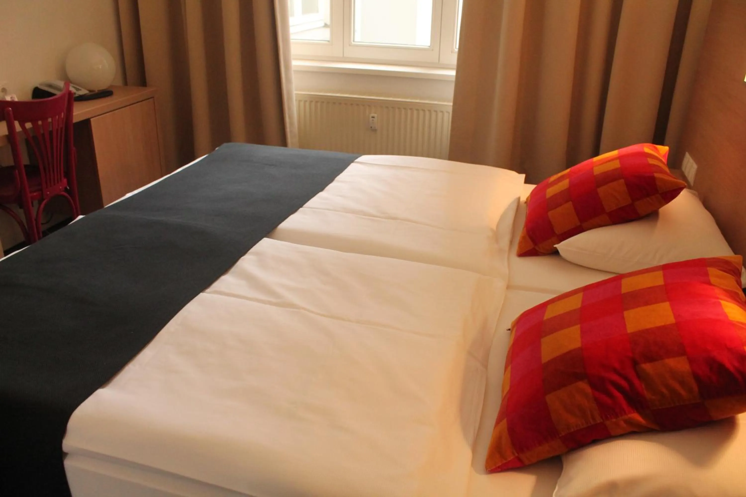 Bedroom, Bed in Hotel 38