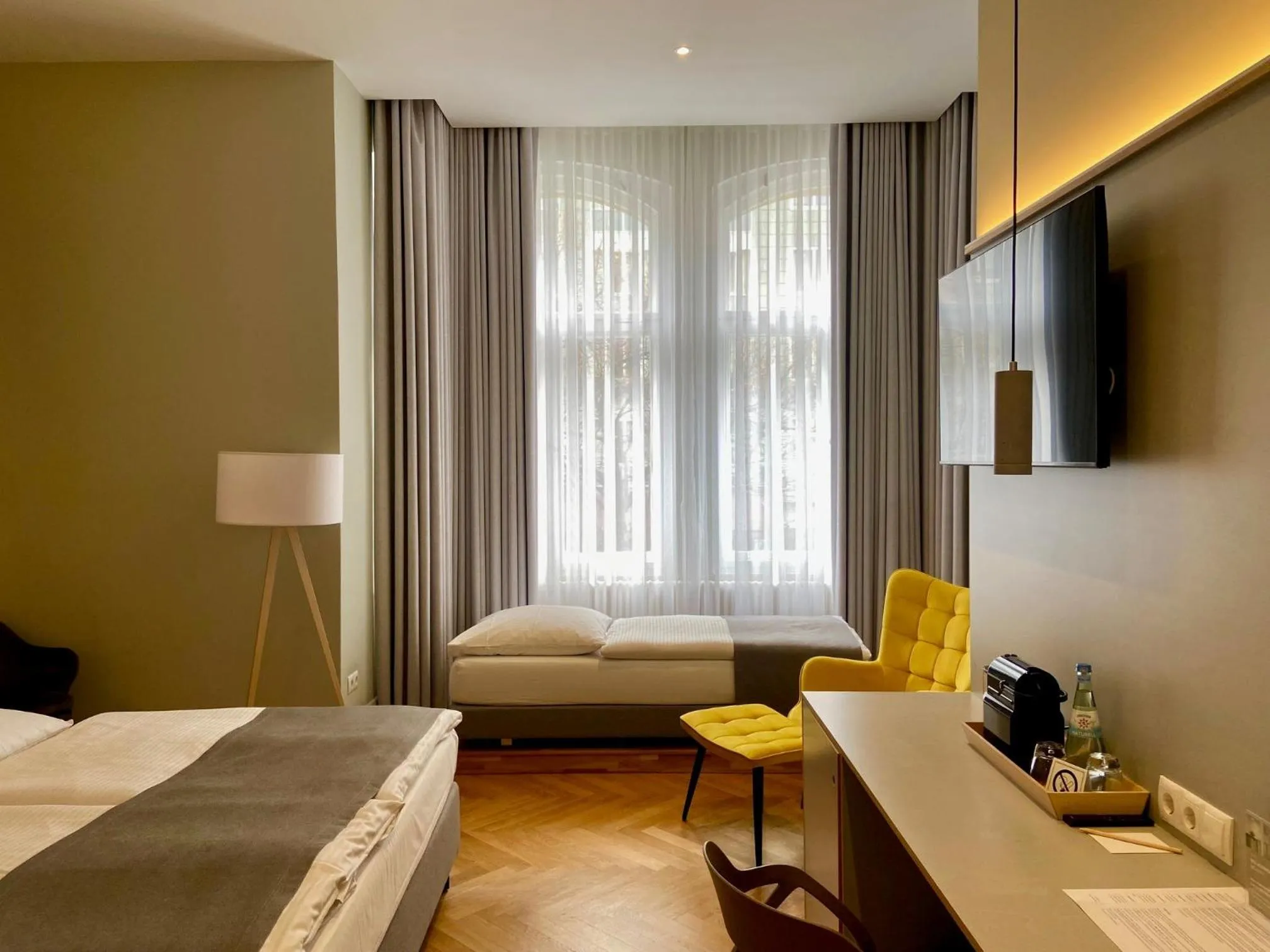 Photo of the whole room, Bed in Hotel 38