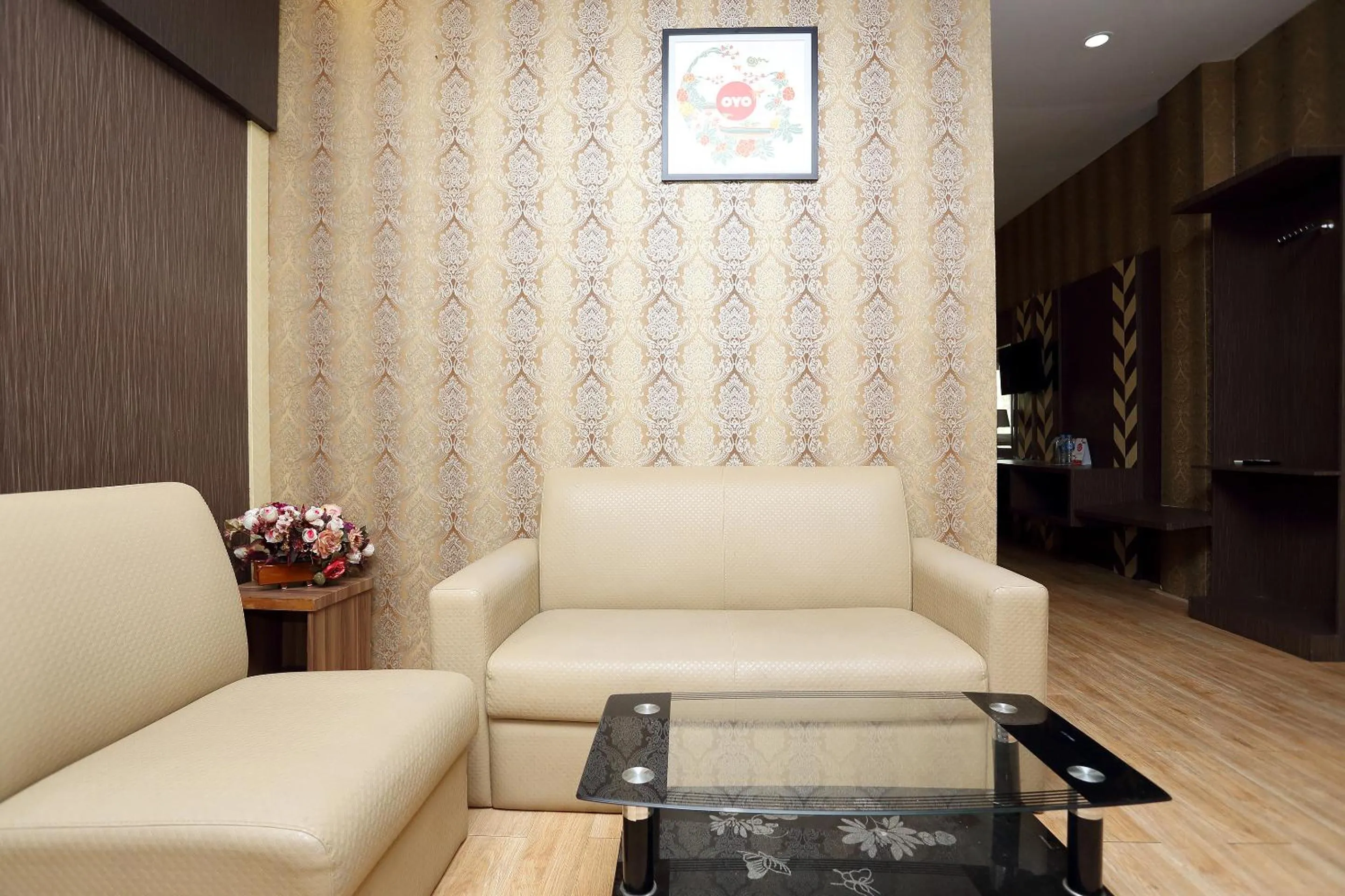 Living room in Sans Hotel City Inn Palangkaraya