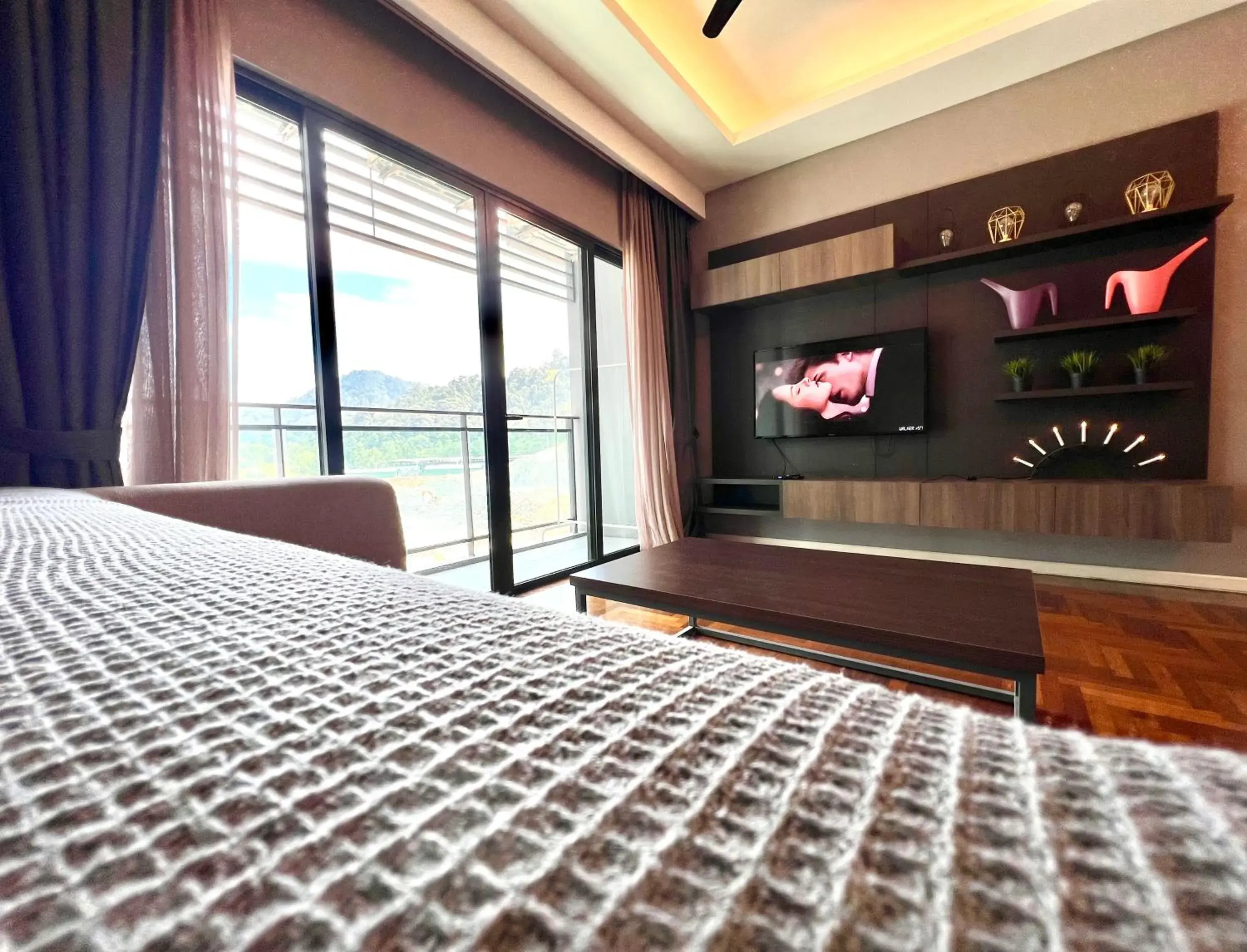 Three-Bedroom Apartment in ELECTUS HOME at Vista Residences Genting - FREE WiFi & TV Box & Parking Three-Bedroom Apartment in ELECTUS HOME at Vista Residences Genting - FREE WiFi & TV Box & Parking