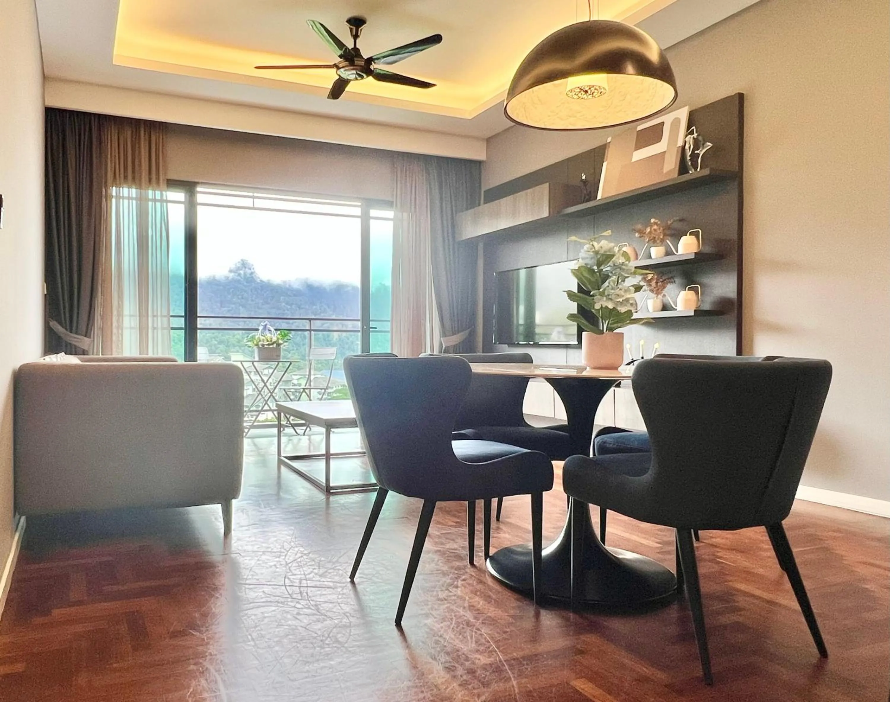 ELECTUS HOME at Vista Residences Genting - FREE WiFi & TV Box & Parking