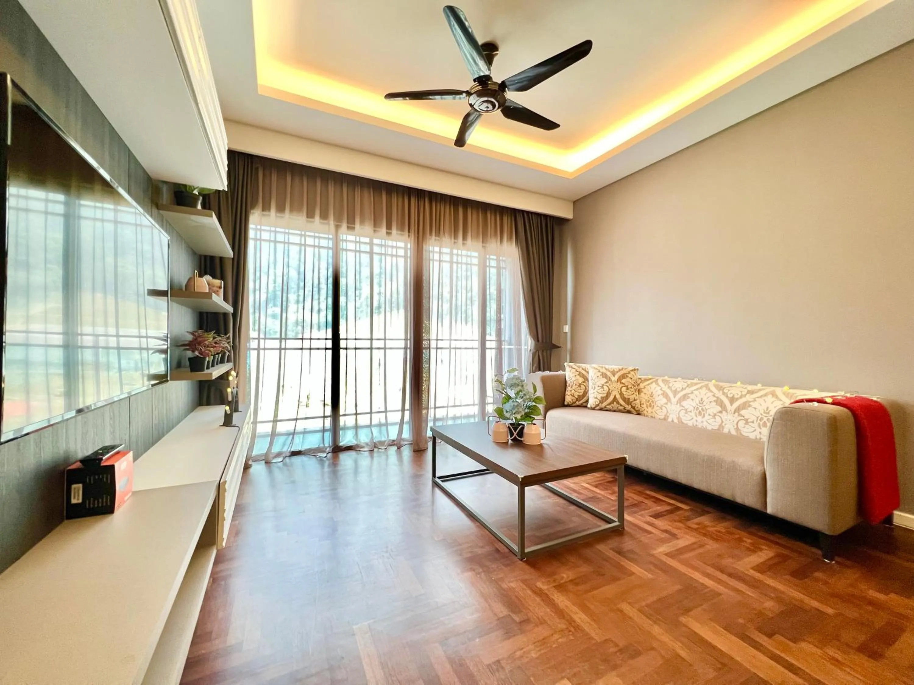 ELECTUS HOME at Vista Residences Genting - FREE WiFi & TV Box & Parking