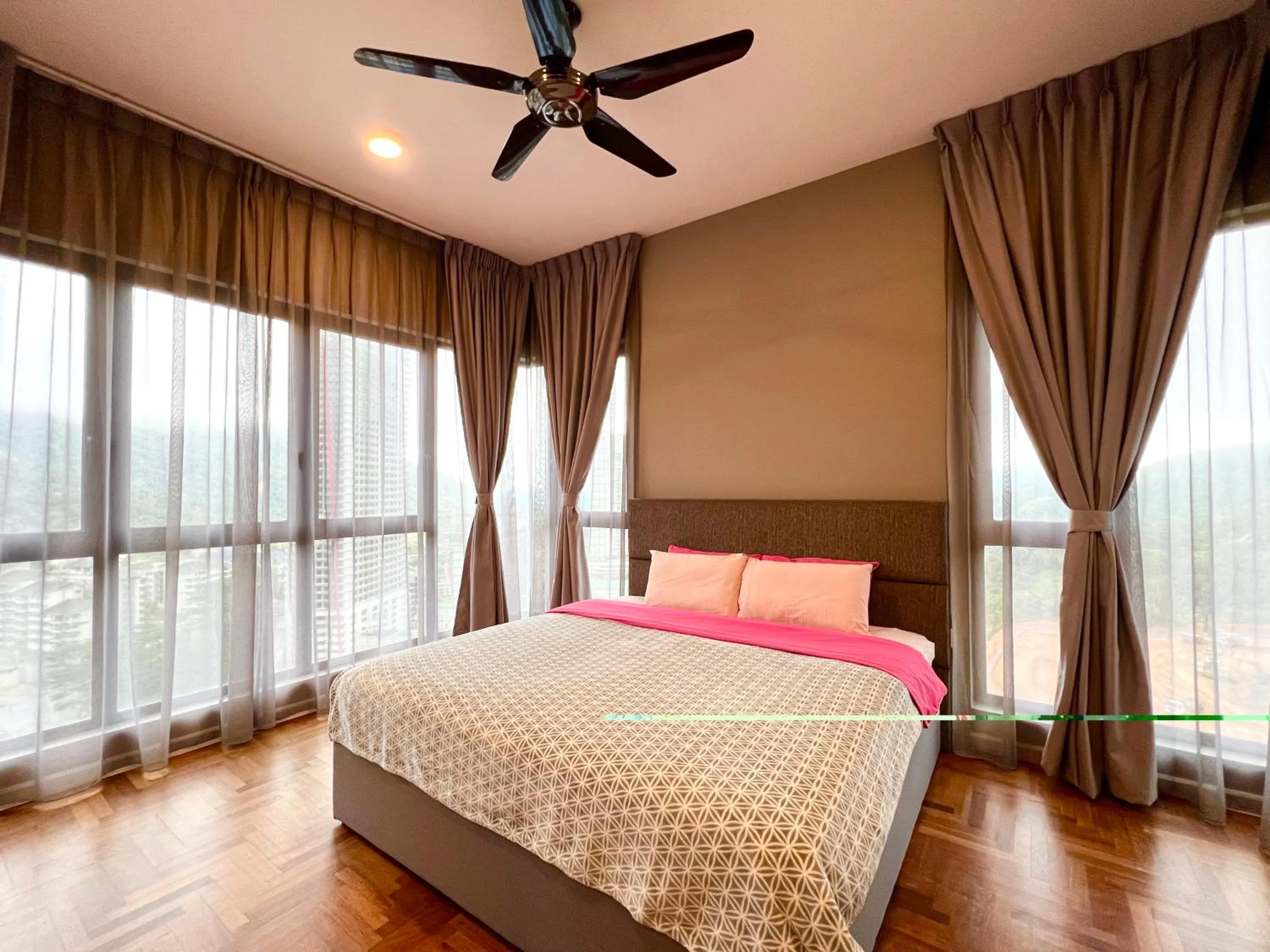 ELECTUS HOME at Vista Residences Genting - FREE WiFi & TV Box & Parking