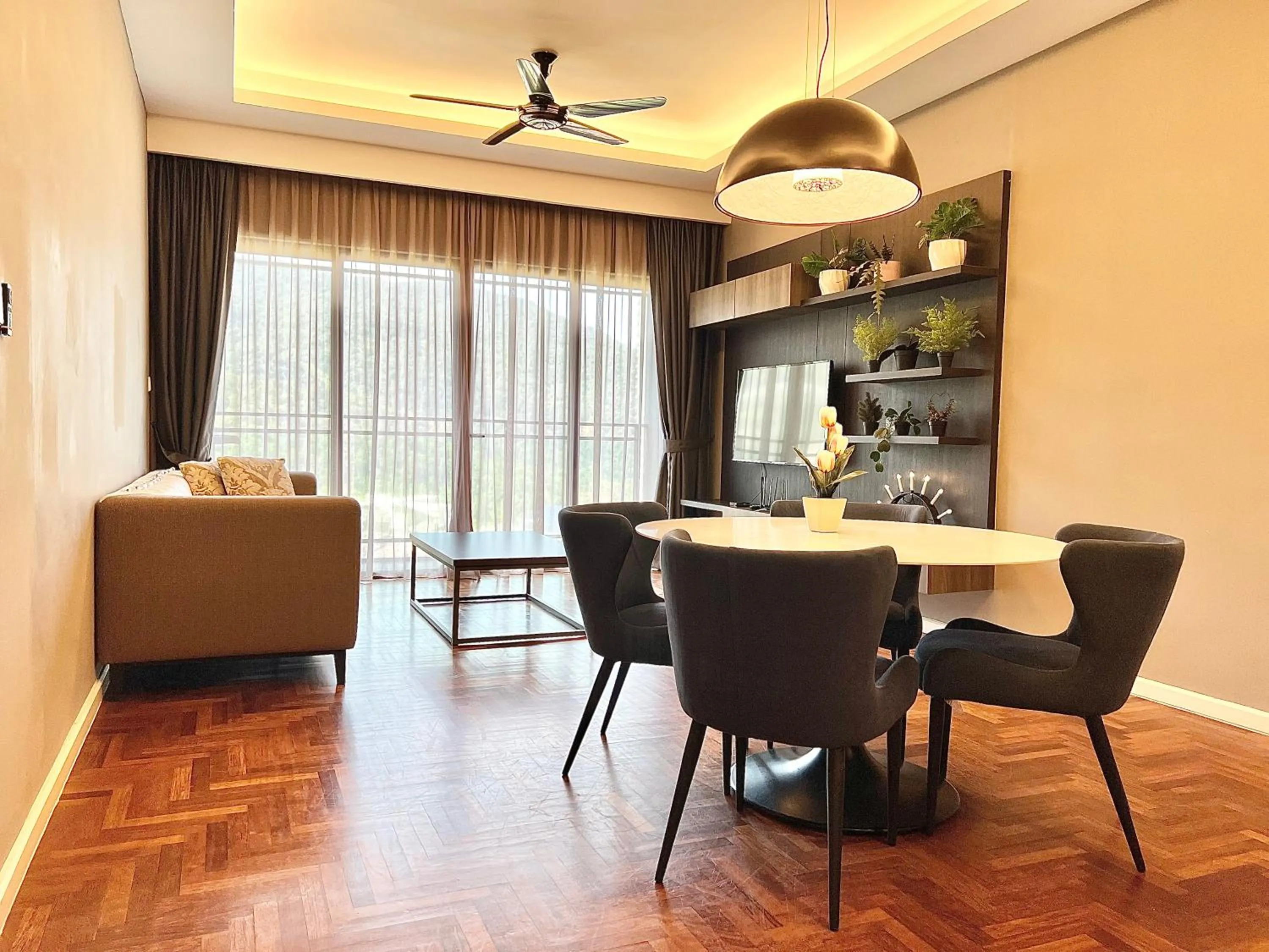 ELECTUS HOME at Vista Residences Genting - FREE WiFi & TV Box & Parking