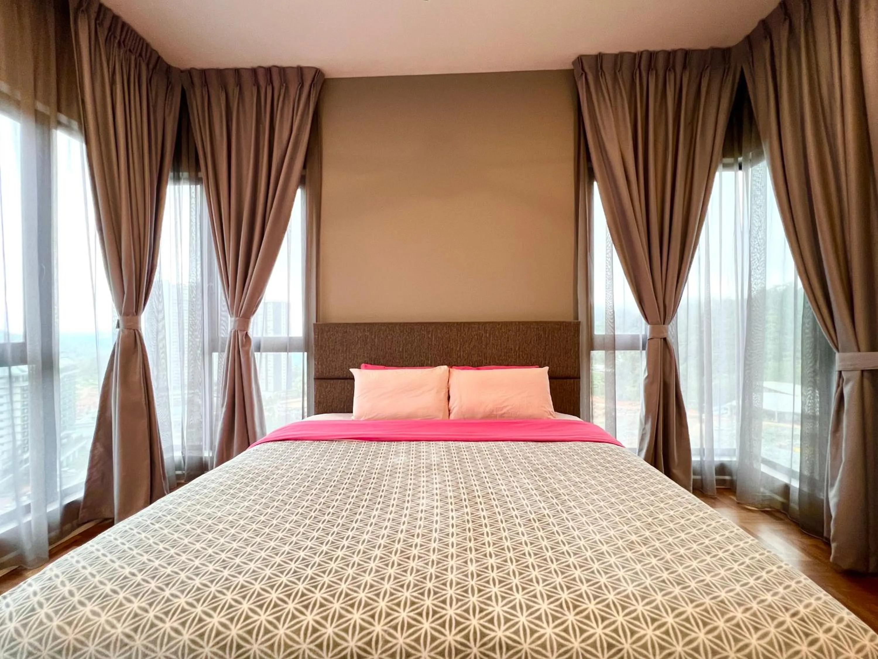 ELECTUS HOME at Vista Residences Genting - FREE WiFi & TV Box & Parking