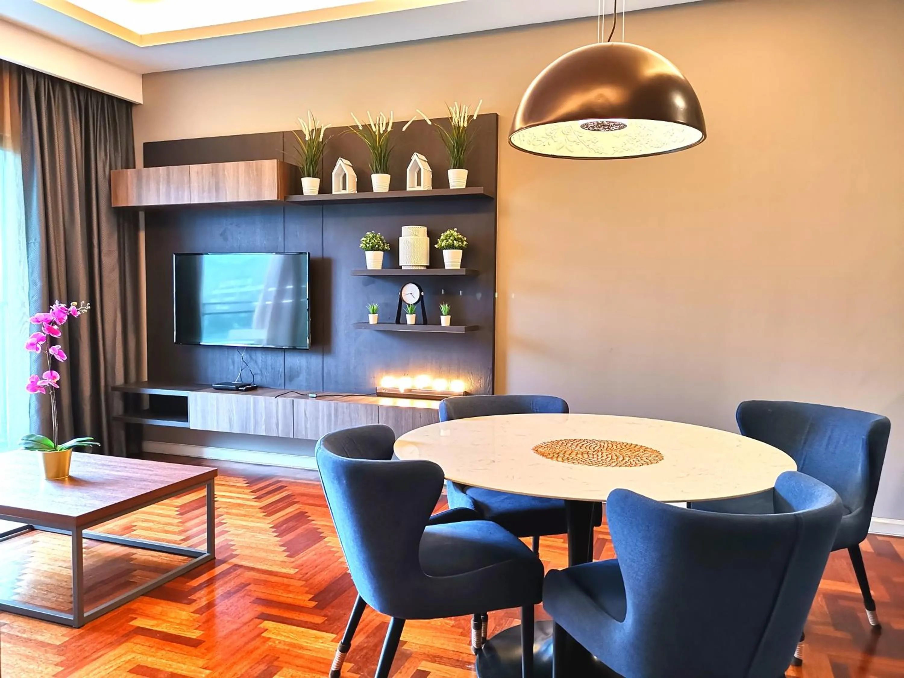 ELECTUS HOME at Vista Residences Genting - FREE WiFi & TV Box & Parking