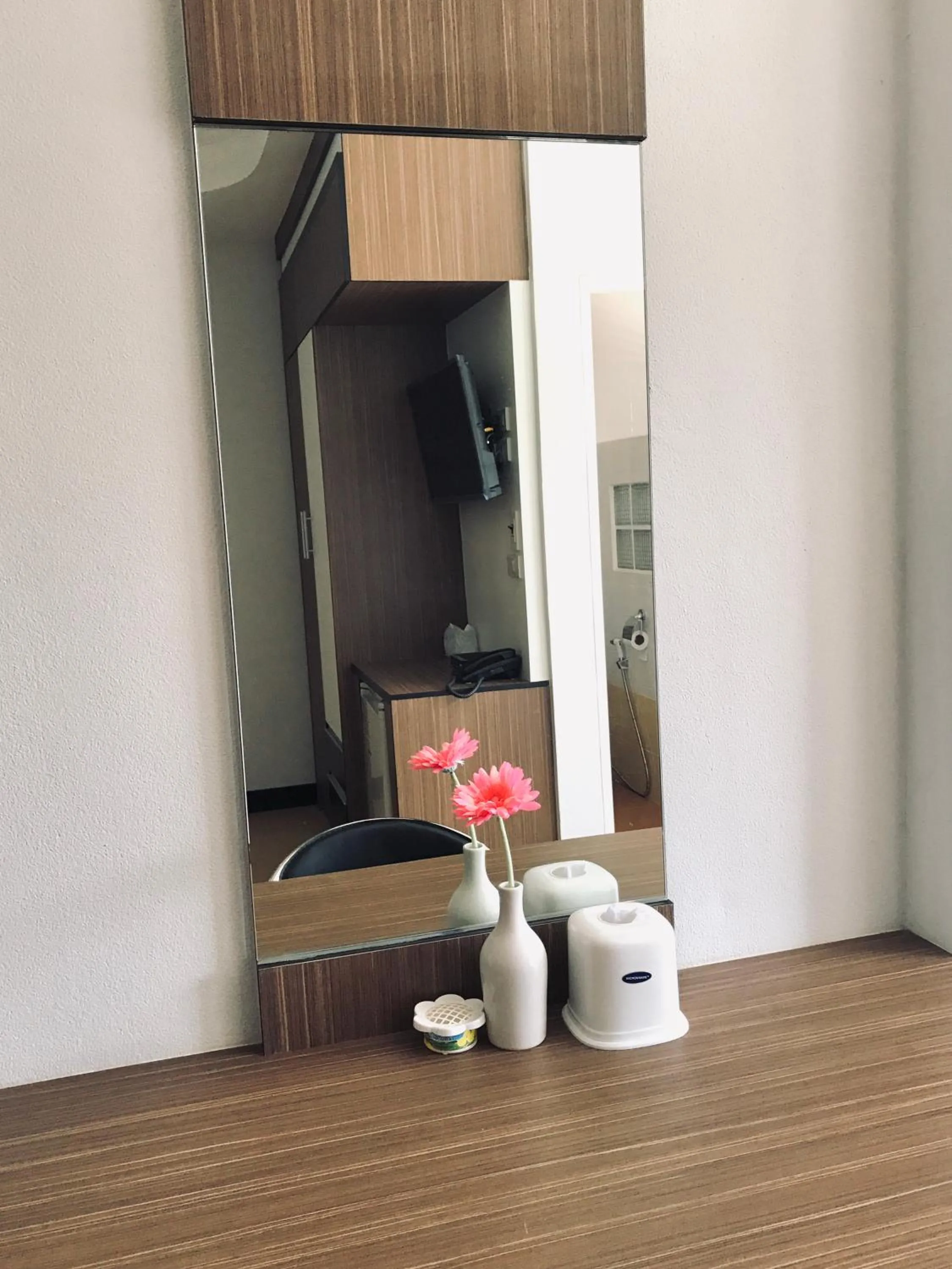 Photo of the whole room in Smile Place (สมายเพลส)