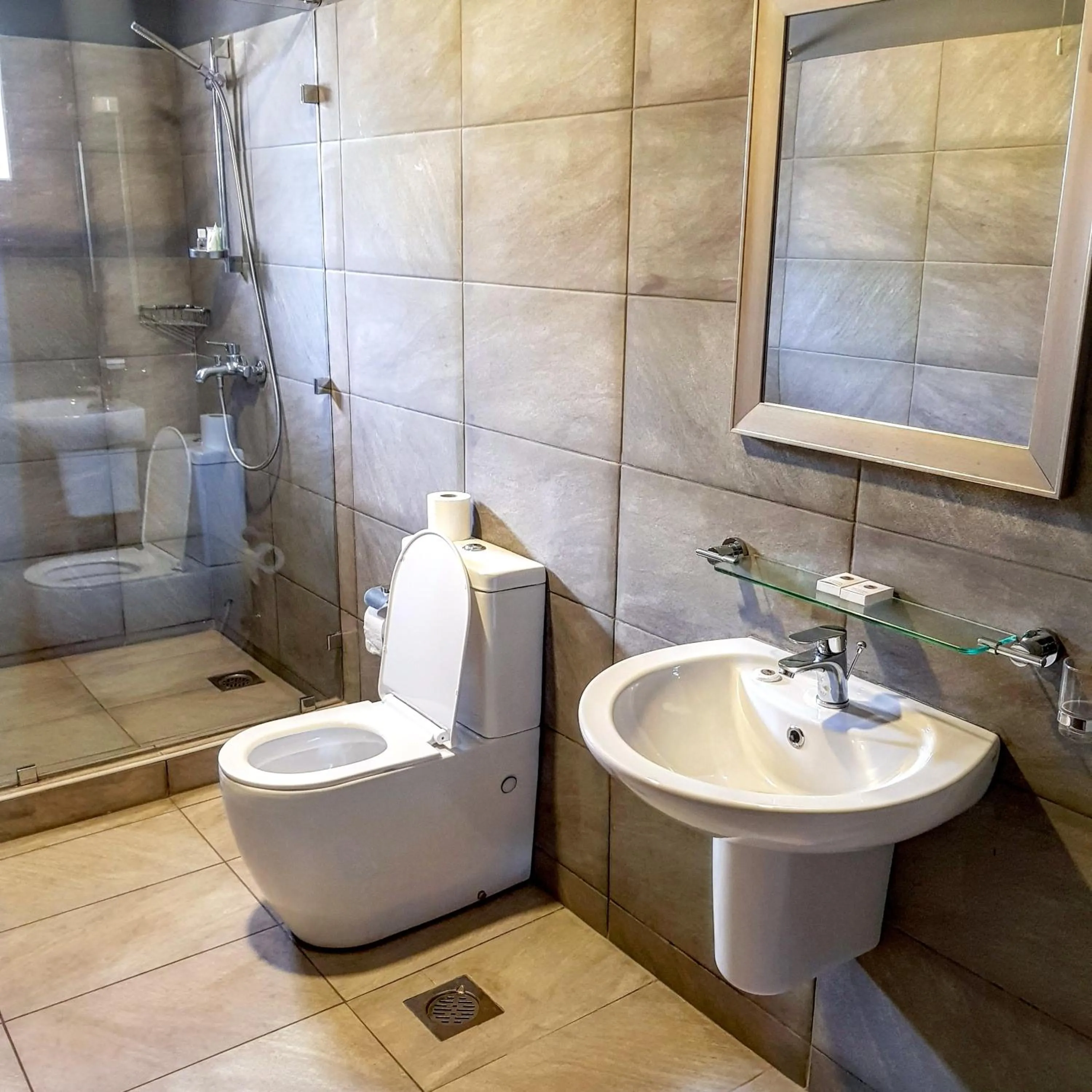 Shower in Margarita House