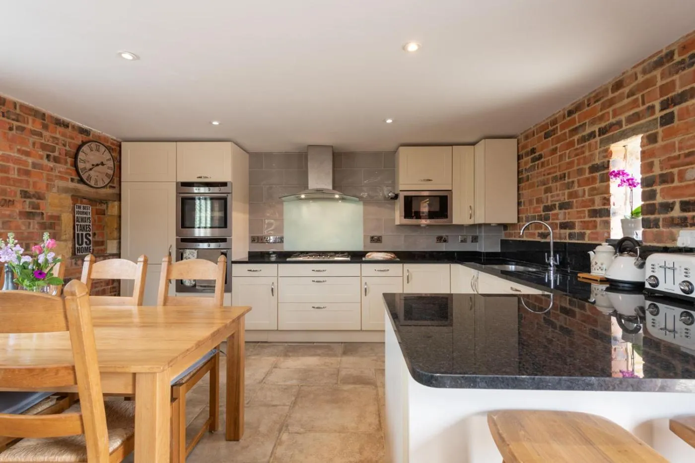 Coffee/tea facilities in Mill Cottage 2 - Ash Farm Cotswolds