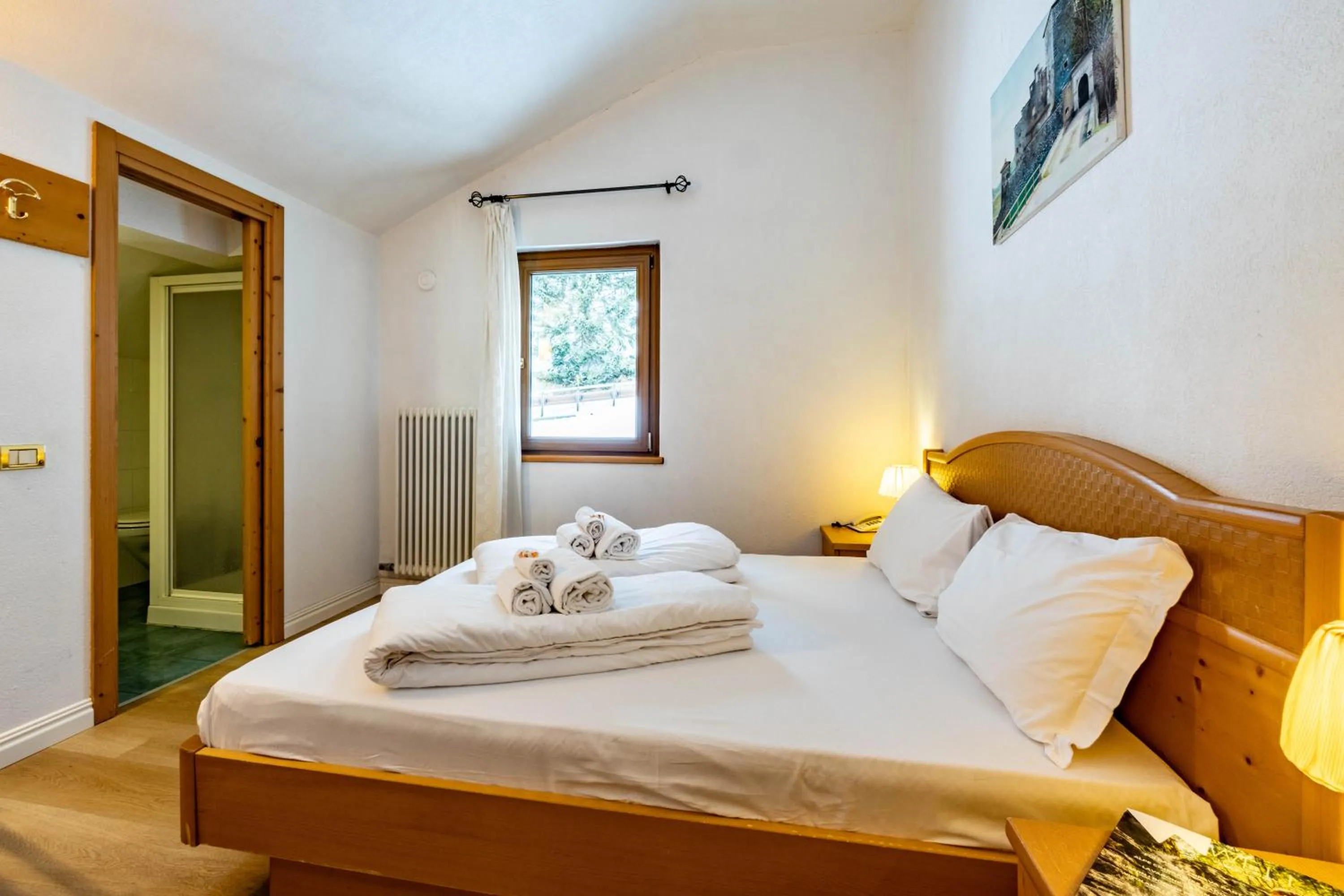 Bedroom, Bed in Hotel Grizzly "Ski-in Ski-out"