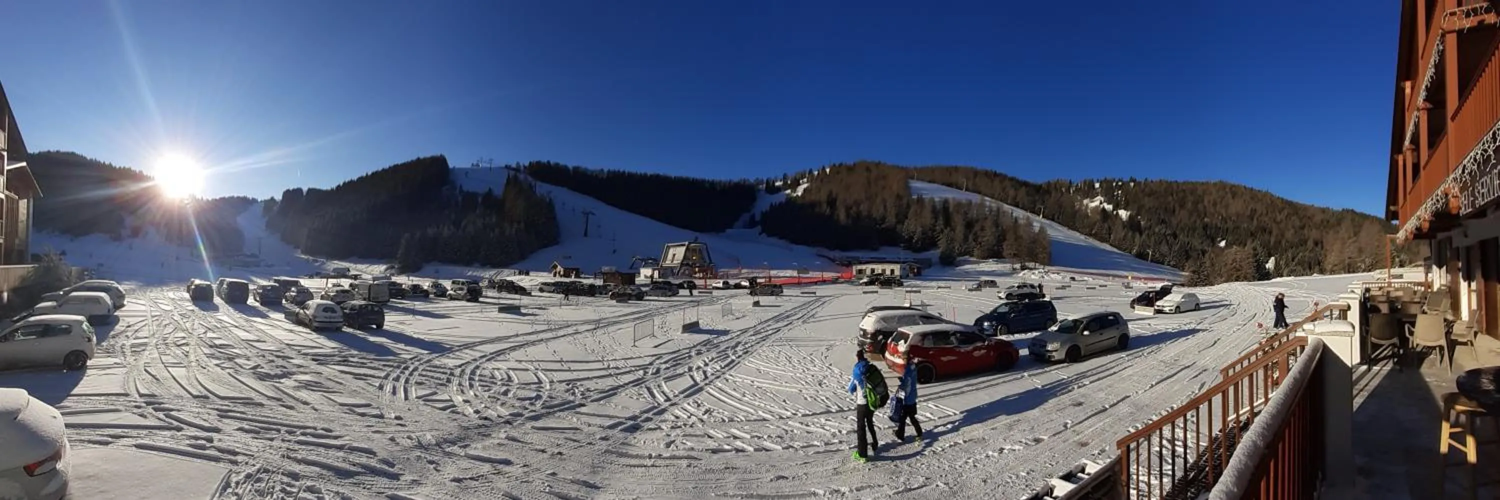 Skiing in Hotel Grizzly "Ski-in Ski-out"