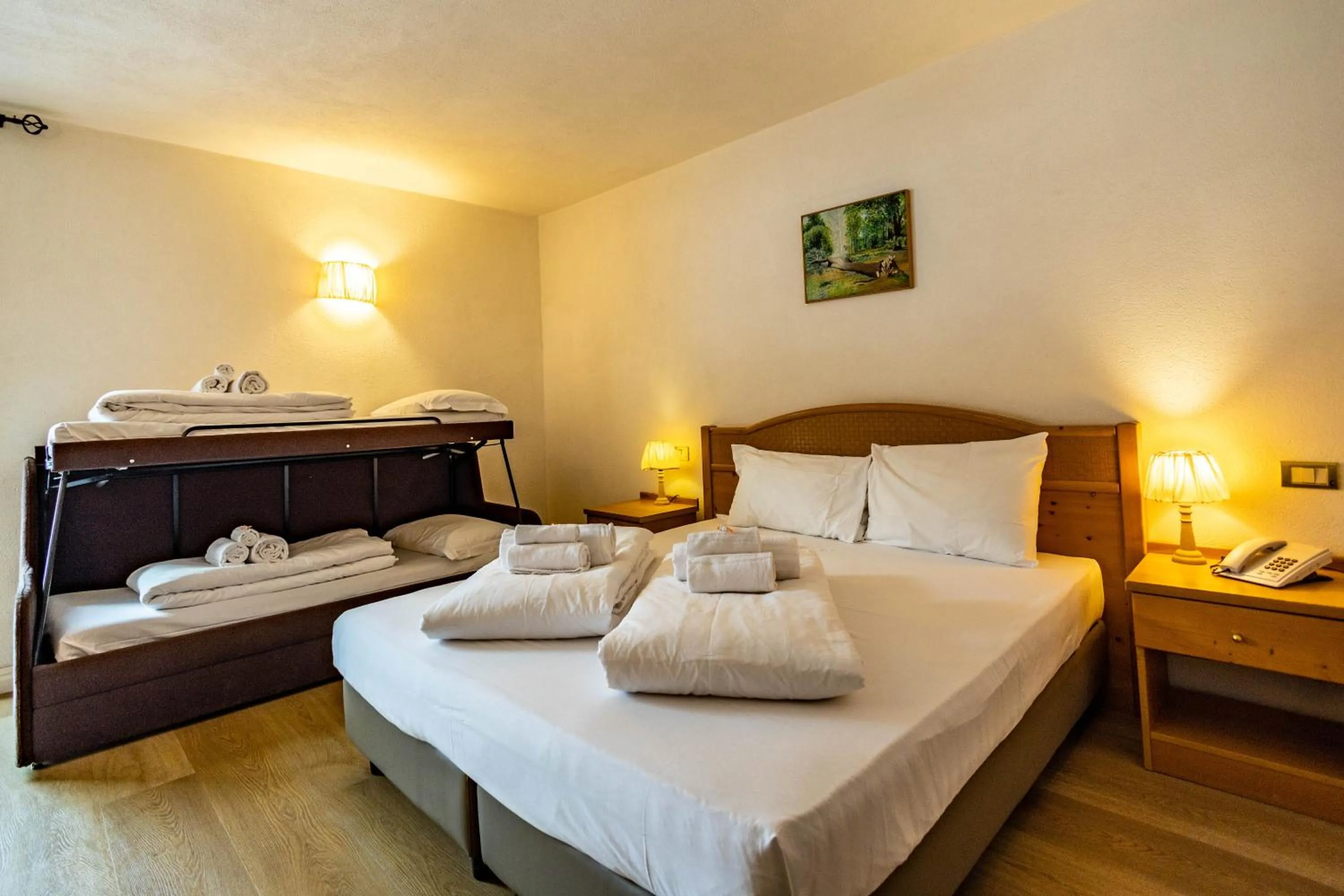 Bedroom, Bed in Hotel Grizzly "Ski-in Ski-out"